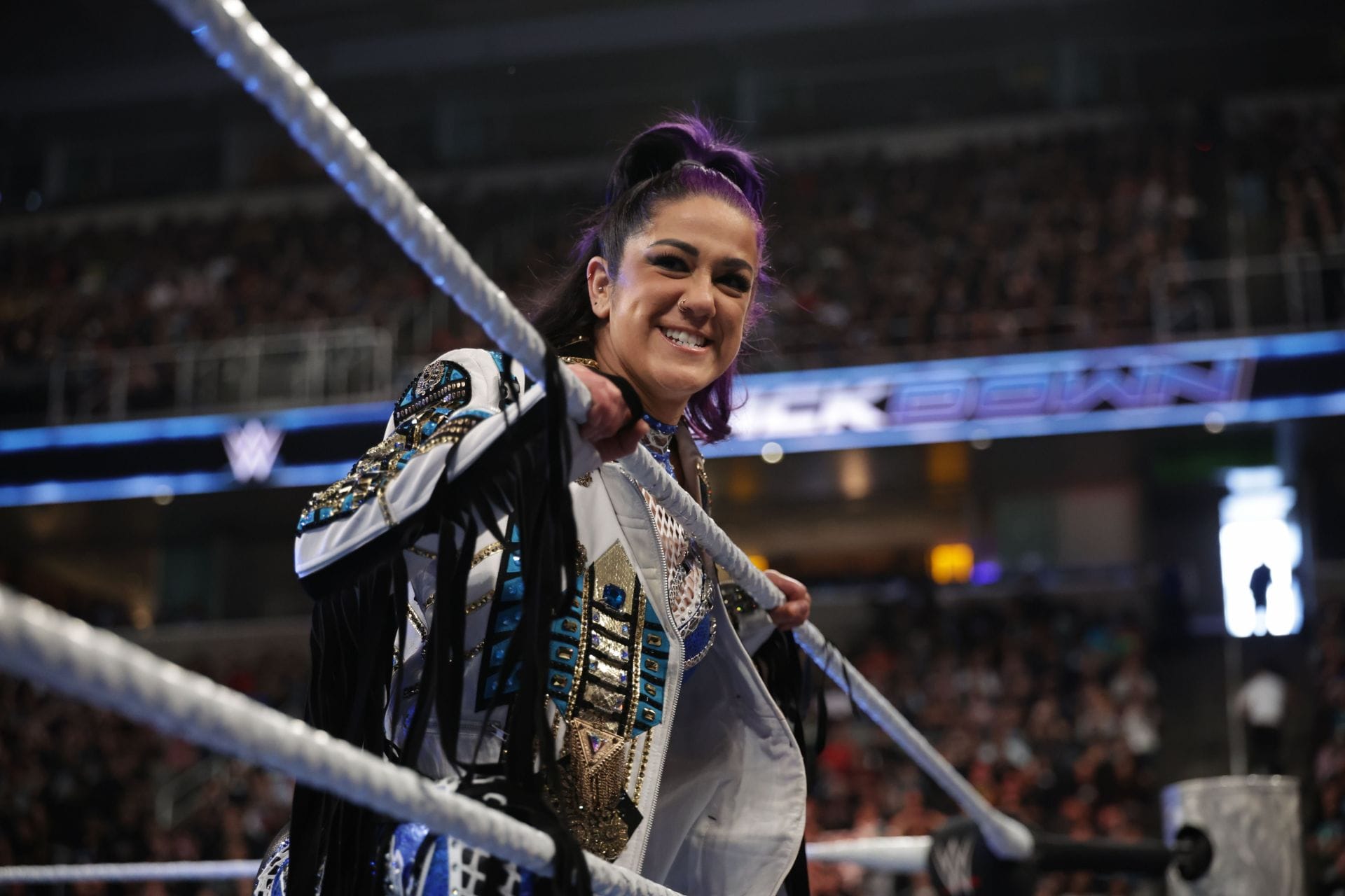 5 Reasons Why Bayley Reportedly Hasn’t Re-signed With WWE Yet