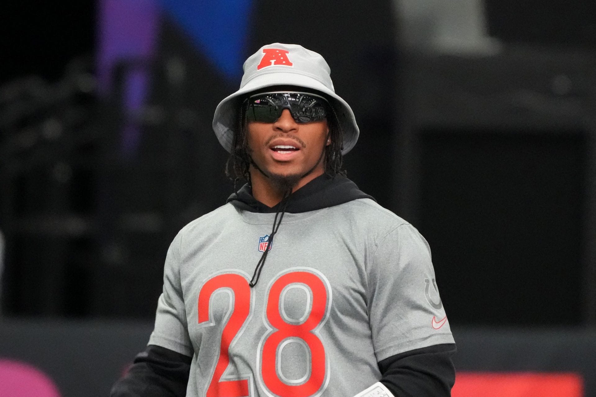 "Biggest third contract for any RB" "Jahmyr Gibbs fuming right now": NFL fans react as Jonathan Taylor signs $44,000,000 extension with Colts
