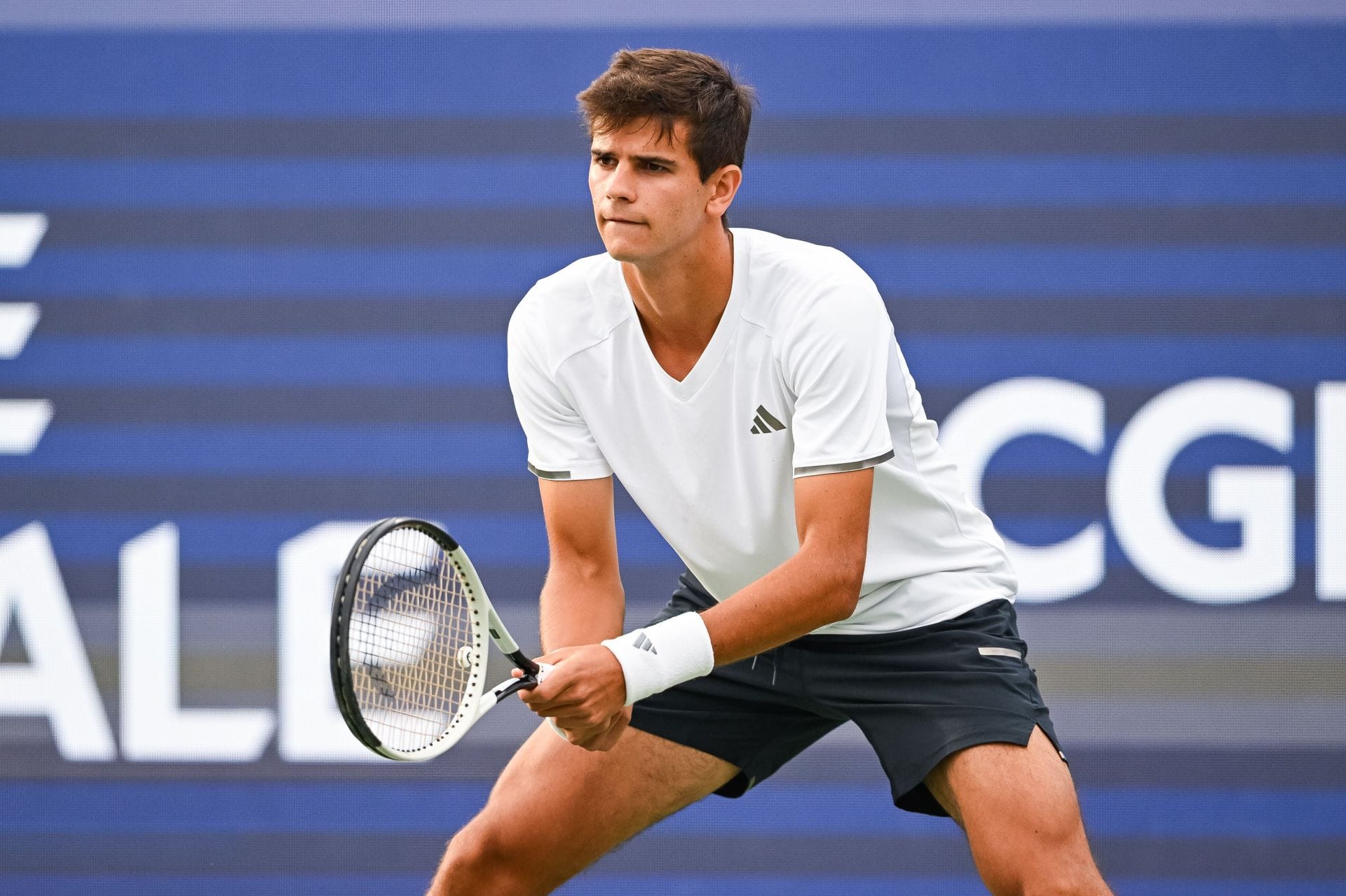 "What a cheat";"Insufferable" - Fans brutally slam Rafael Jodar after new shoelace drama vs Denis Shapovalov at Cincinnati Open
