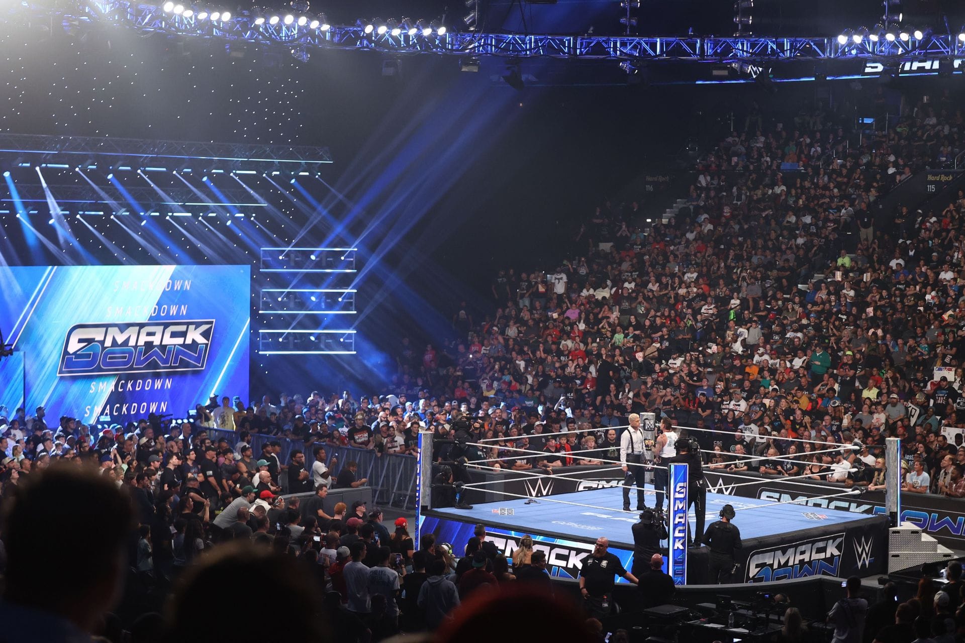 New WWE Champion Crowned on SmackDown in Shock Title Change