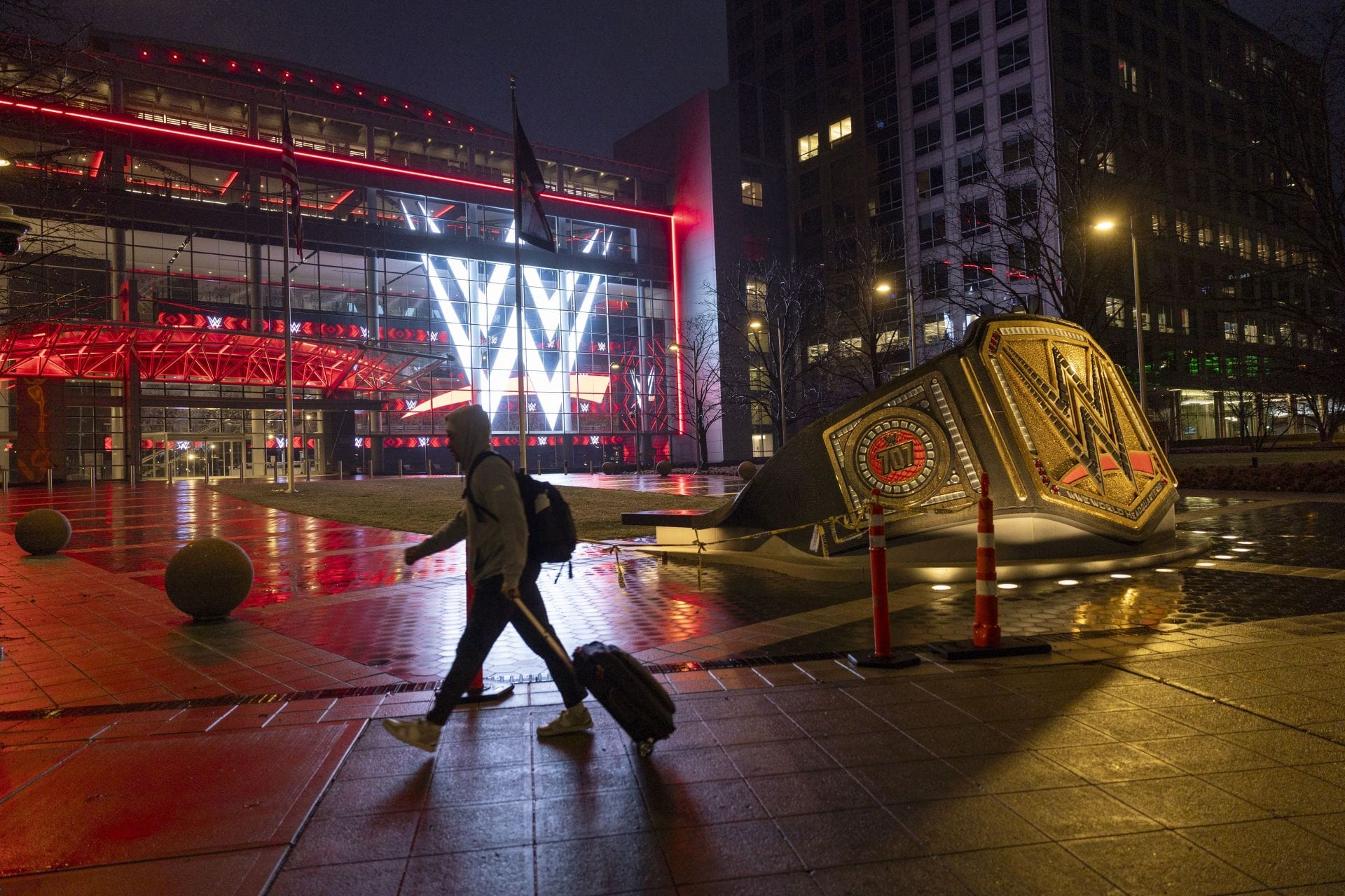 7-Time WWE Champion Subtly Confirms He is Unhappy With His Booking on SmackDown