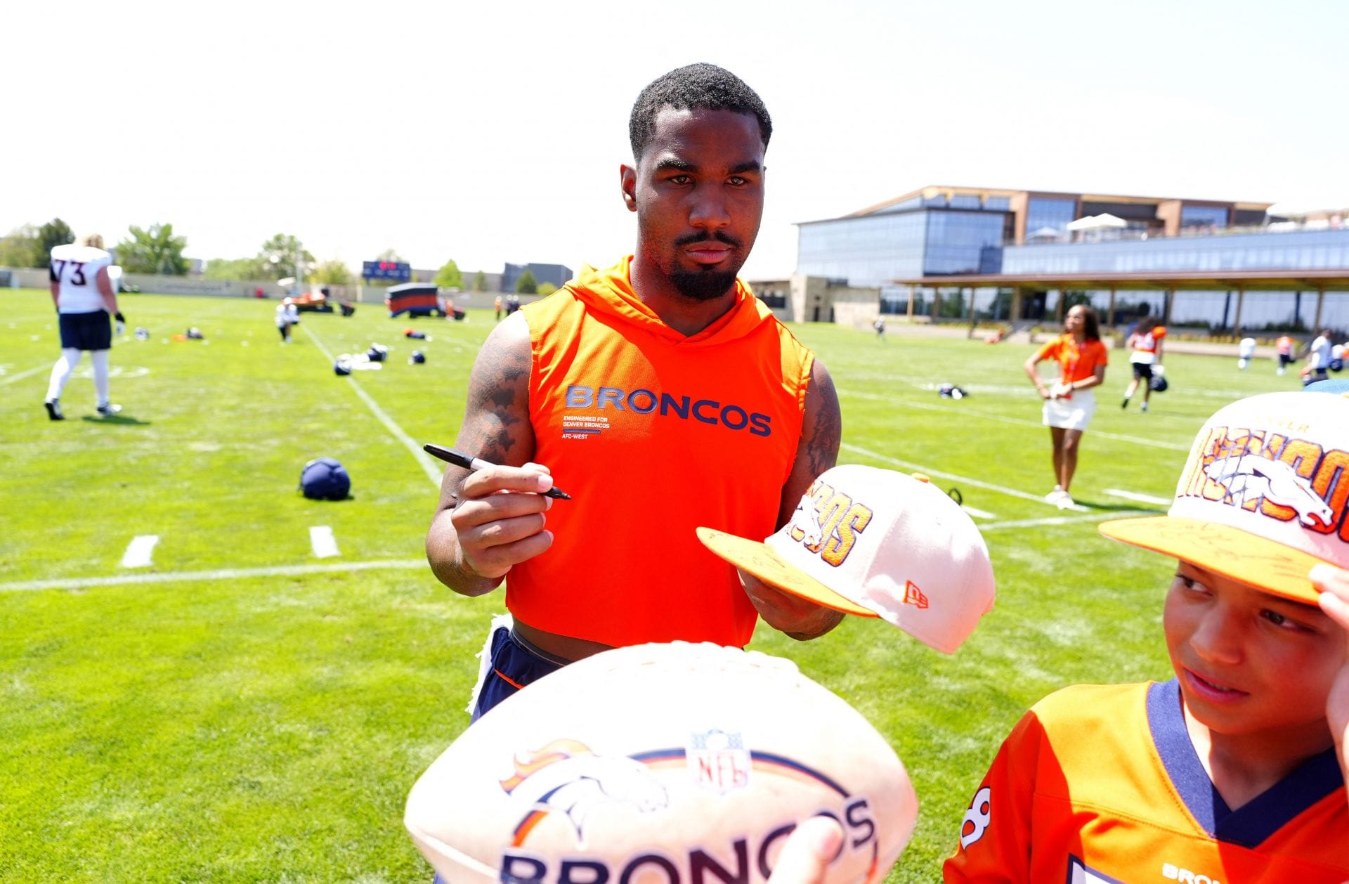 Jaylen Waddle injury: Broncos insider reveals concerning news about new WR during training camp