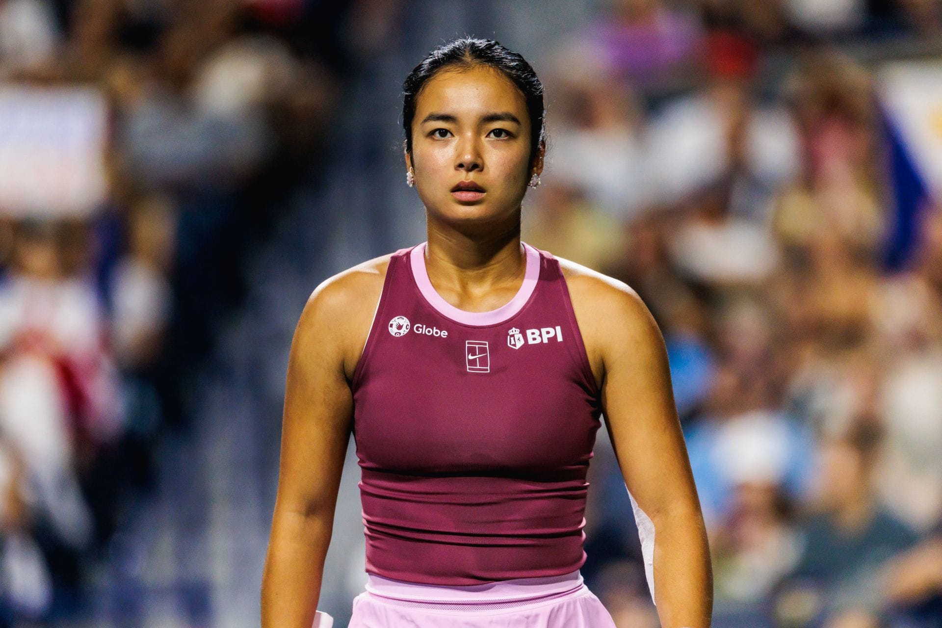 "How much is Alex Eala's team paying you?" - Fans lash out after Filipino's accidental 'shank' at Cincinnati Open becomes 'hype' fodder