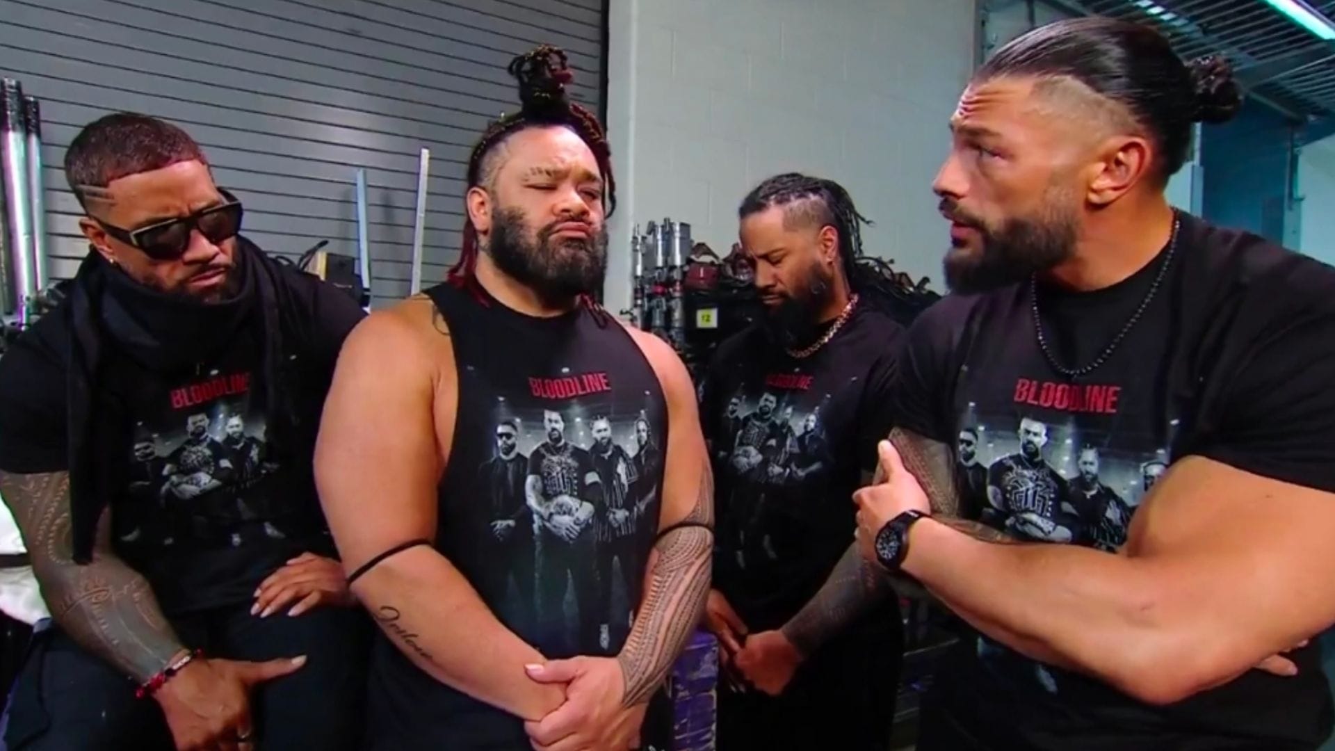 "RIP SOLO SIKOA CAREER," "Roman's ego is outta control" - Fans go berserk after what The Bloodline did on WWE RAW