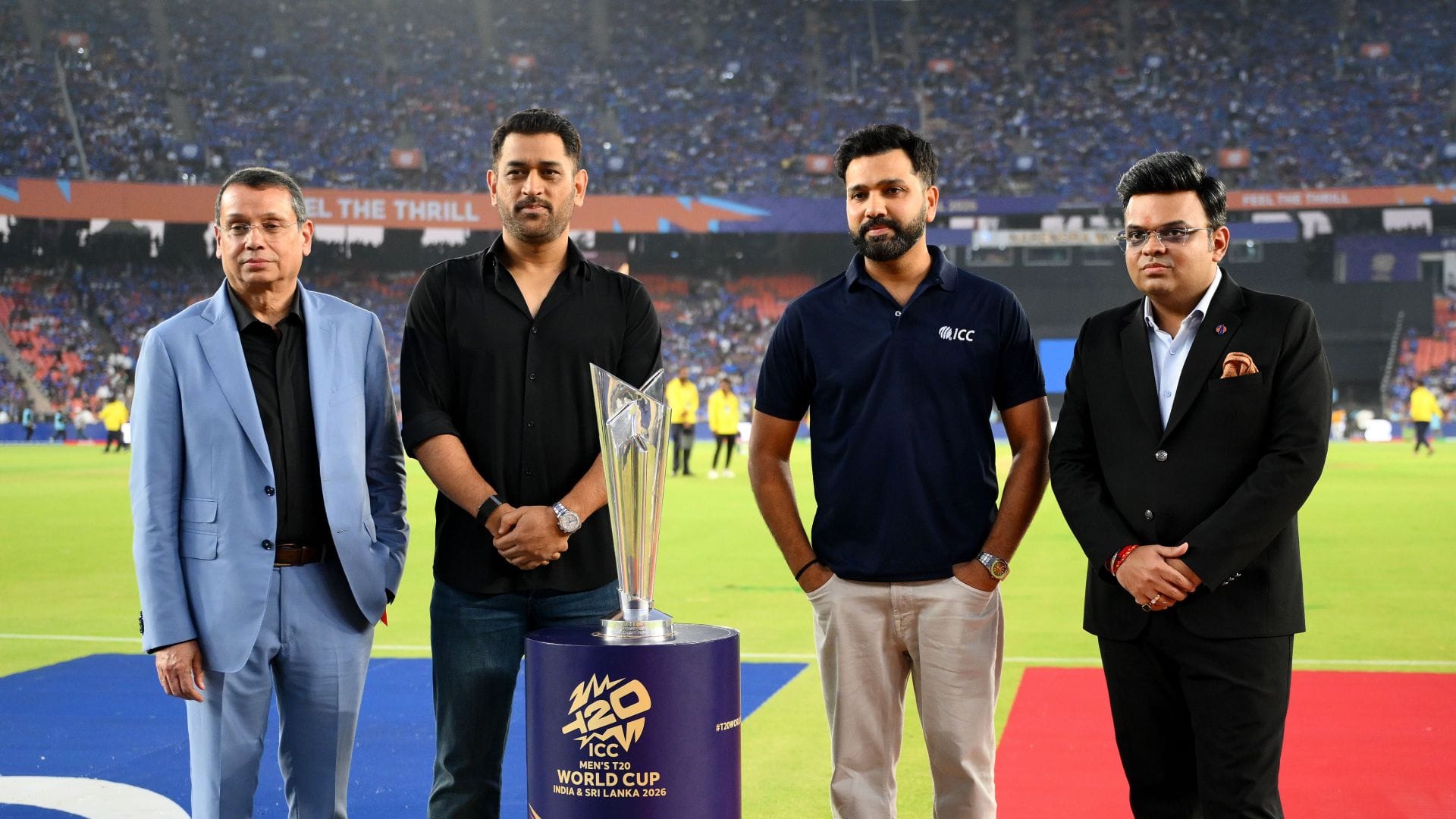 “He said, ‘I’ll just set my hair and come’” - Former India captain reveals story behind iconic photo with MS Dhoni & Rohit Sharma during IPL 2026