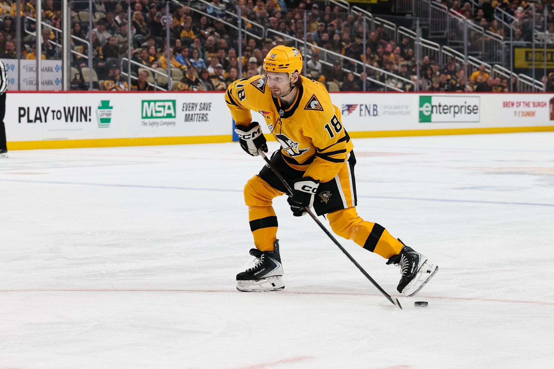 NHL fans react to Tommy Novak signing $13.95M extension with the Penguins: "Another terrible Dubas signing?