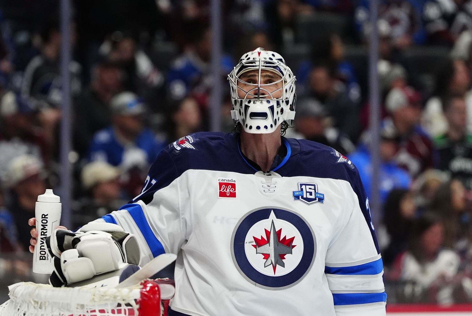 NHL analyst names 'dark horse' in Connor Hellebuyck sweepstakes