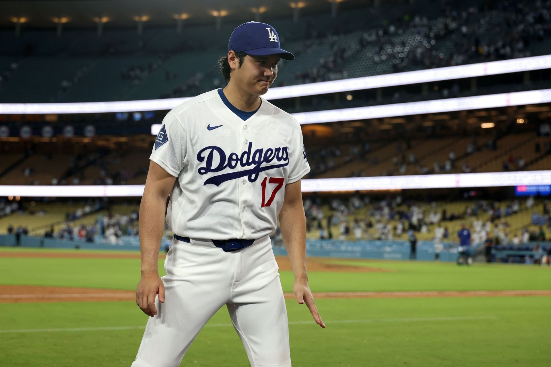 "Phillies will sign Shohei Ohtani" - Fans go wild over $700M Dodgers superstar's potential free-agency bombshell tied to Mark Walter & Andrew Friedman