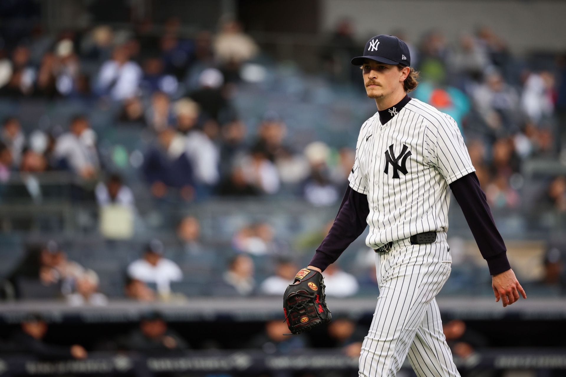 "Dude lives on the injured list";"I hate this team" - Yankees fans sound off as $218M star suffers another setback