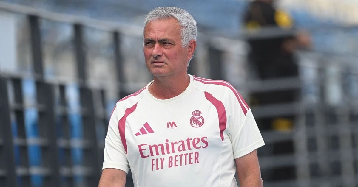 "I will have a rest when God decides" – Jose Mourinho aims dig at Pep Guardiola for sabbatical decision at Barcelona