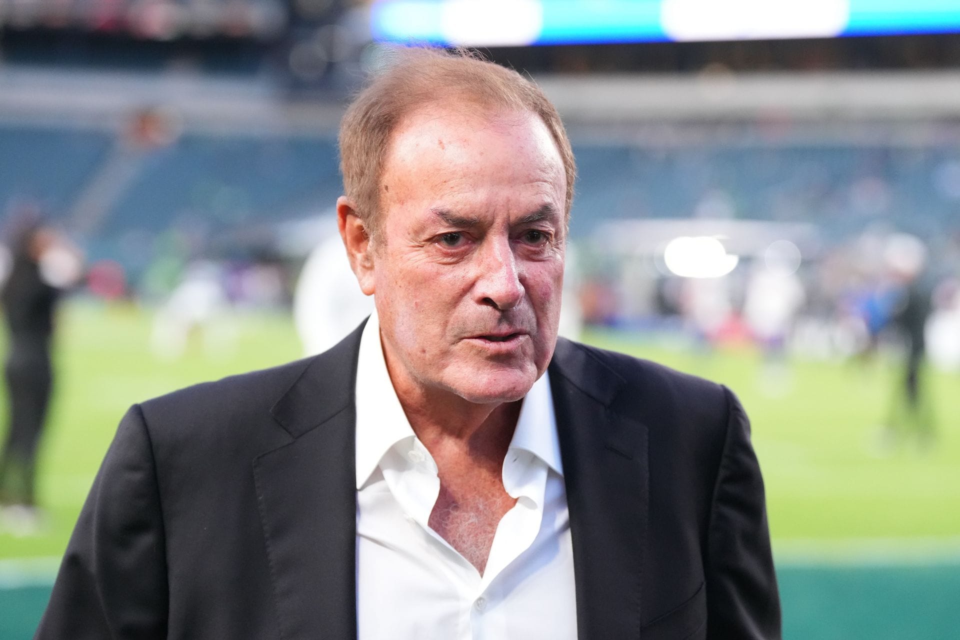 "Nobody needs to see that chest," "Button up that shirt": NFL fans mock Al Michaels over his outfit during preseason broadcast 