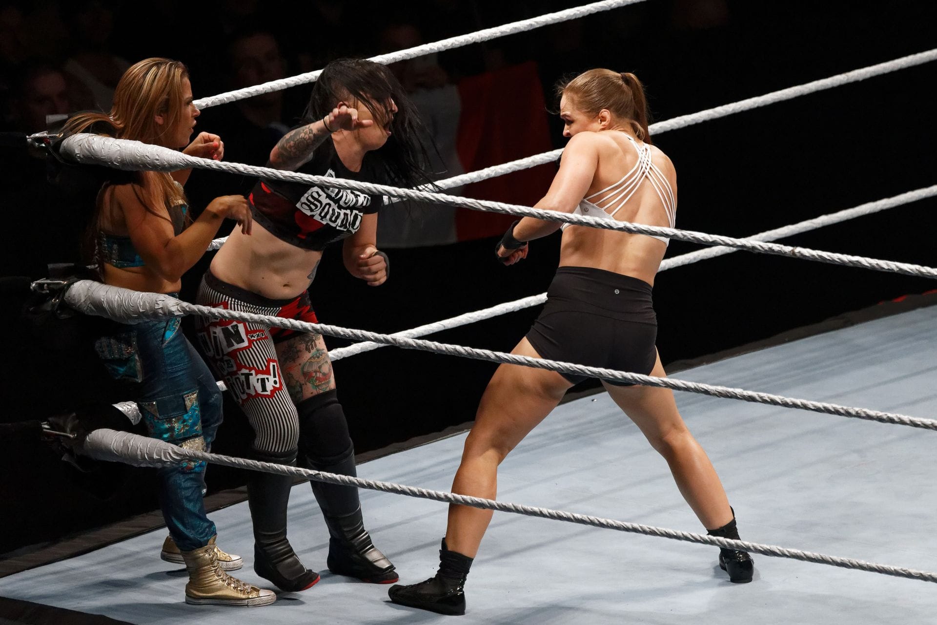 WWE legend Mickie James cooks Gunther with blunt insult 