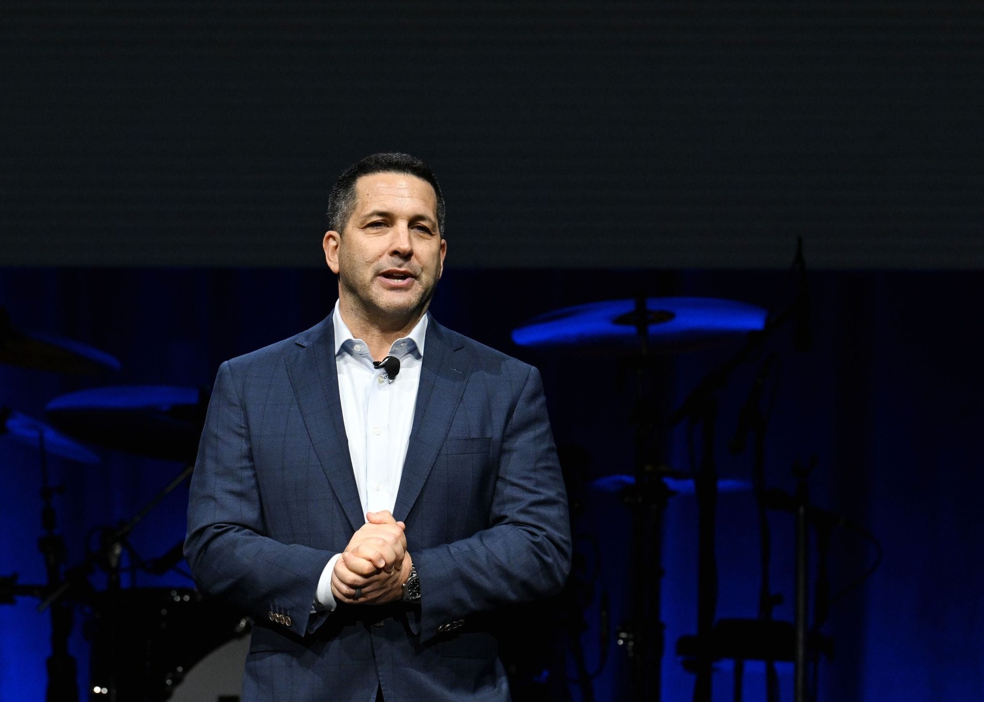 "Blatant conflict of interest," "This guy stinks": NFL fans rip Adam Schefter as betting app Underdog names him as early investor ahead of $1.3B sale