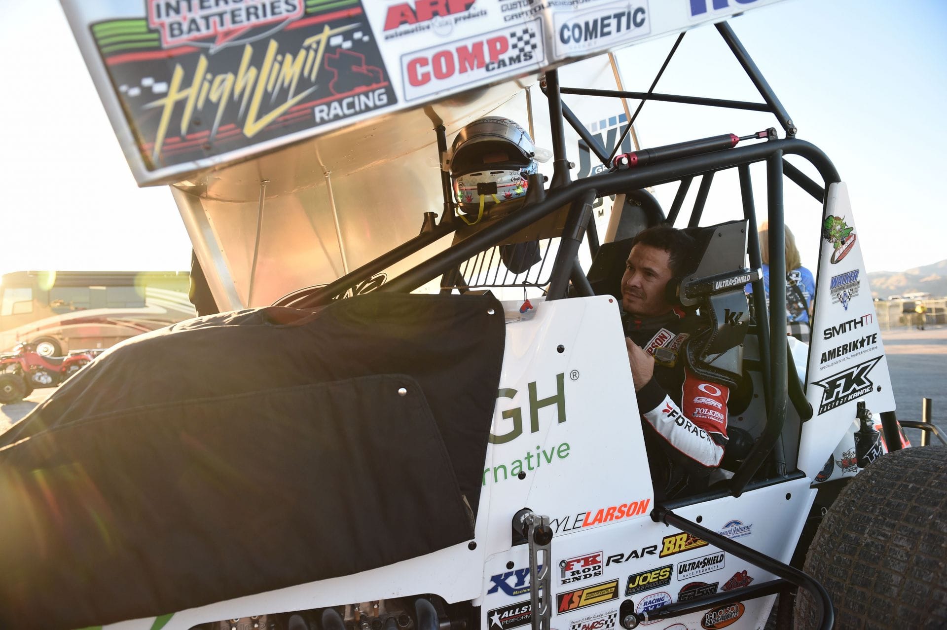 “Piece of s**t”: Kyle Larson and Ryan Timms trade blows after incident at Southern Iowa Speedway