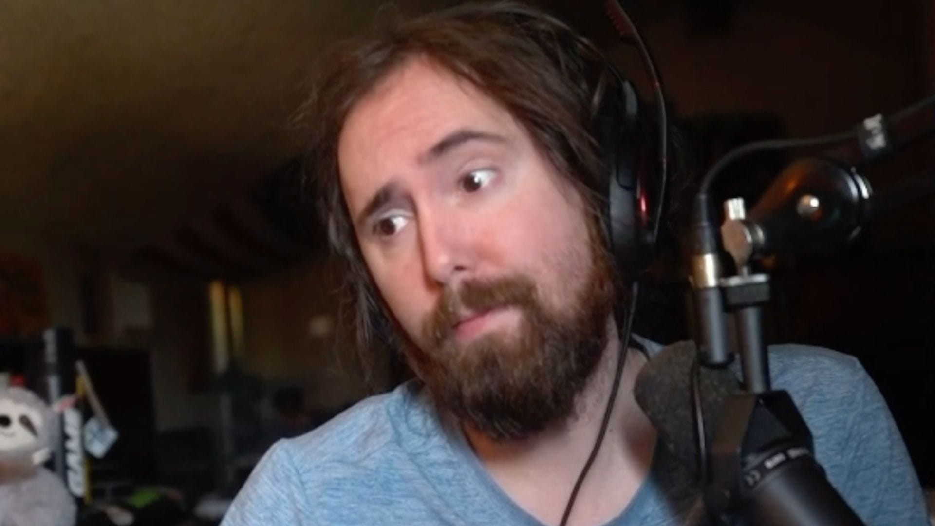 Asmongold says he "wants a world ruled by the West and by American interests" and not by "terrorist interests"
