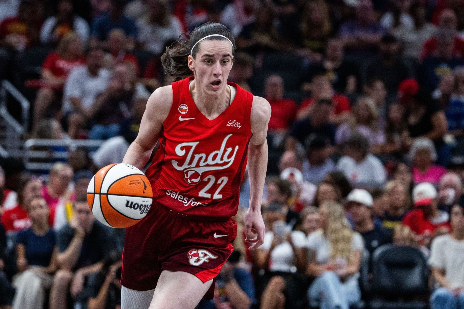 "1st Person We Need to Fire on the Coaching Staff": Caitlin Clark Fans Infuriated as Assistant Coach Briann January Calls Out Fever Guard Again 