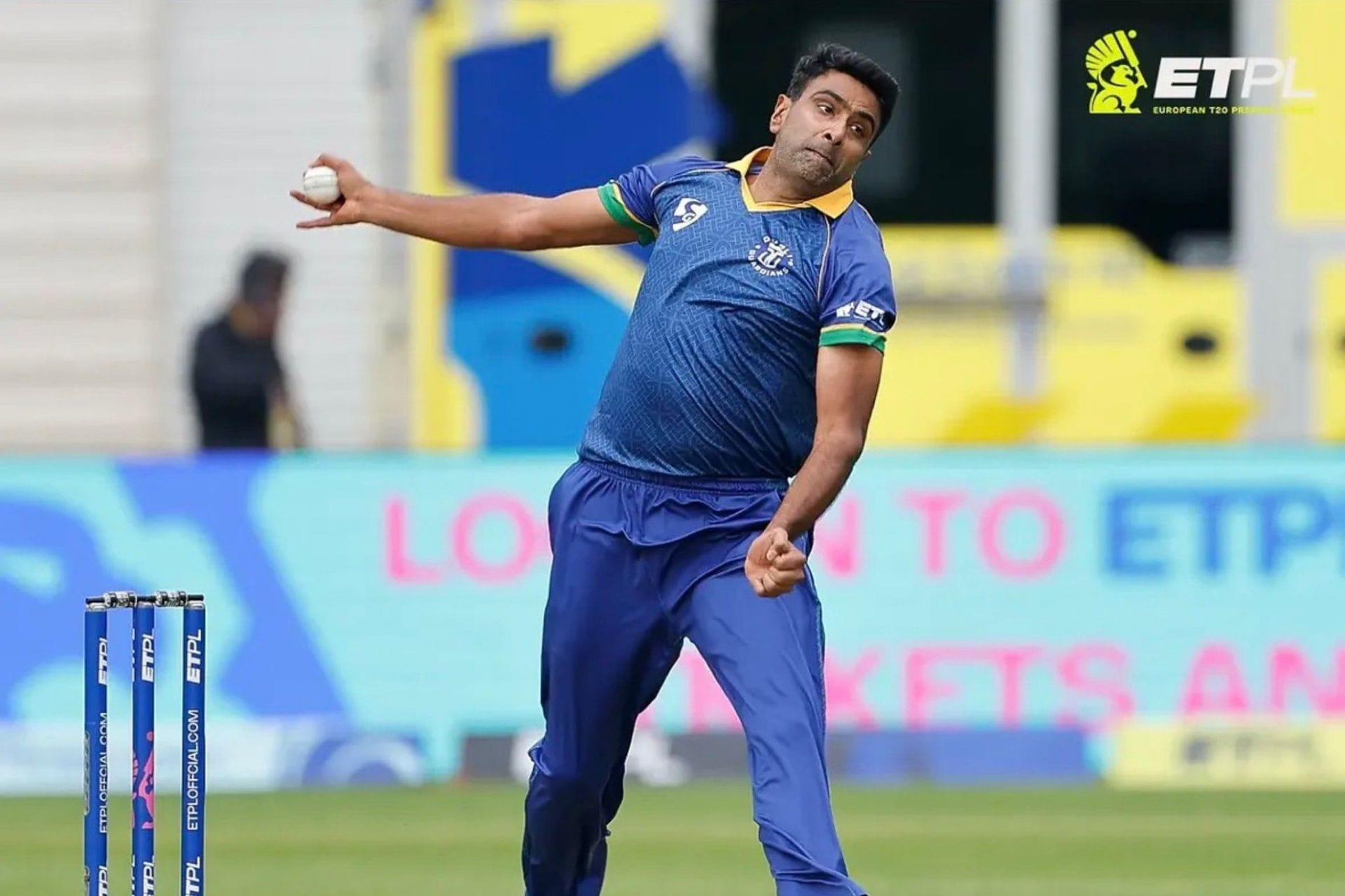 R Ashwin bamboozles former RCB batter with carrom ball to claim 2nd wicket in European T20 Premier League 2026 [Watch]