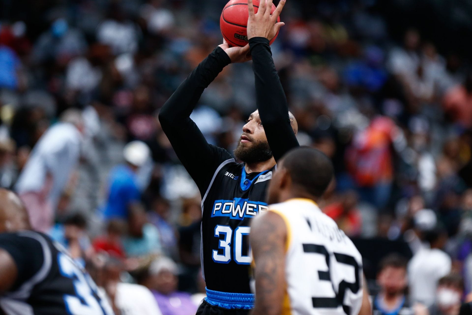 “Miss Whitehouse Is Slaying!”: Royce White Ignites Fan Frenzy With Dramatic “Feminine Era” Wig as He Makes His Case for WNBA Opportunity  