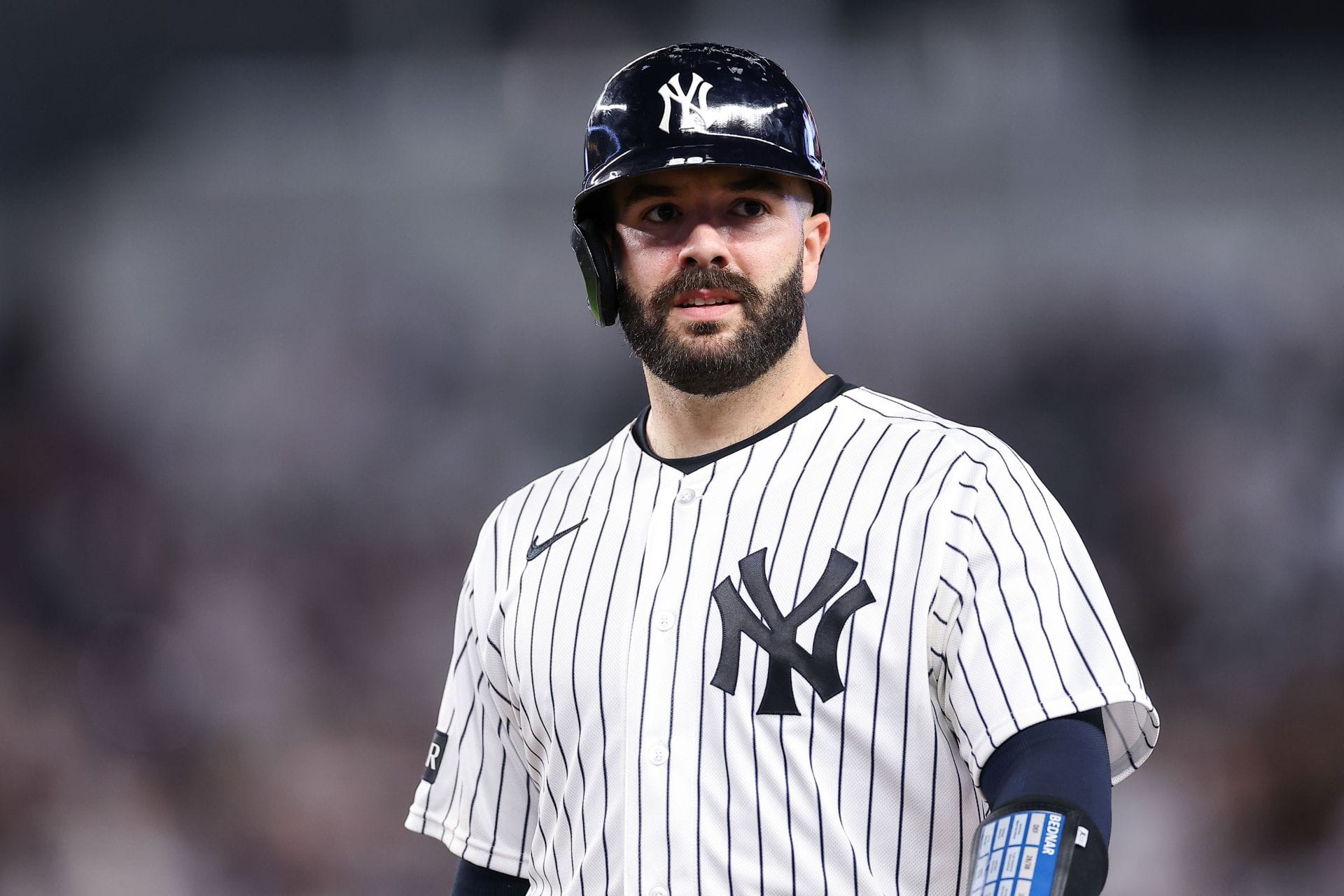 "Just Austin Wells but older" - Fans call out the Yankees for acquiring ex-Mariners veteran