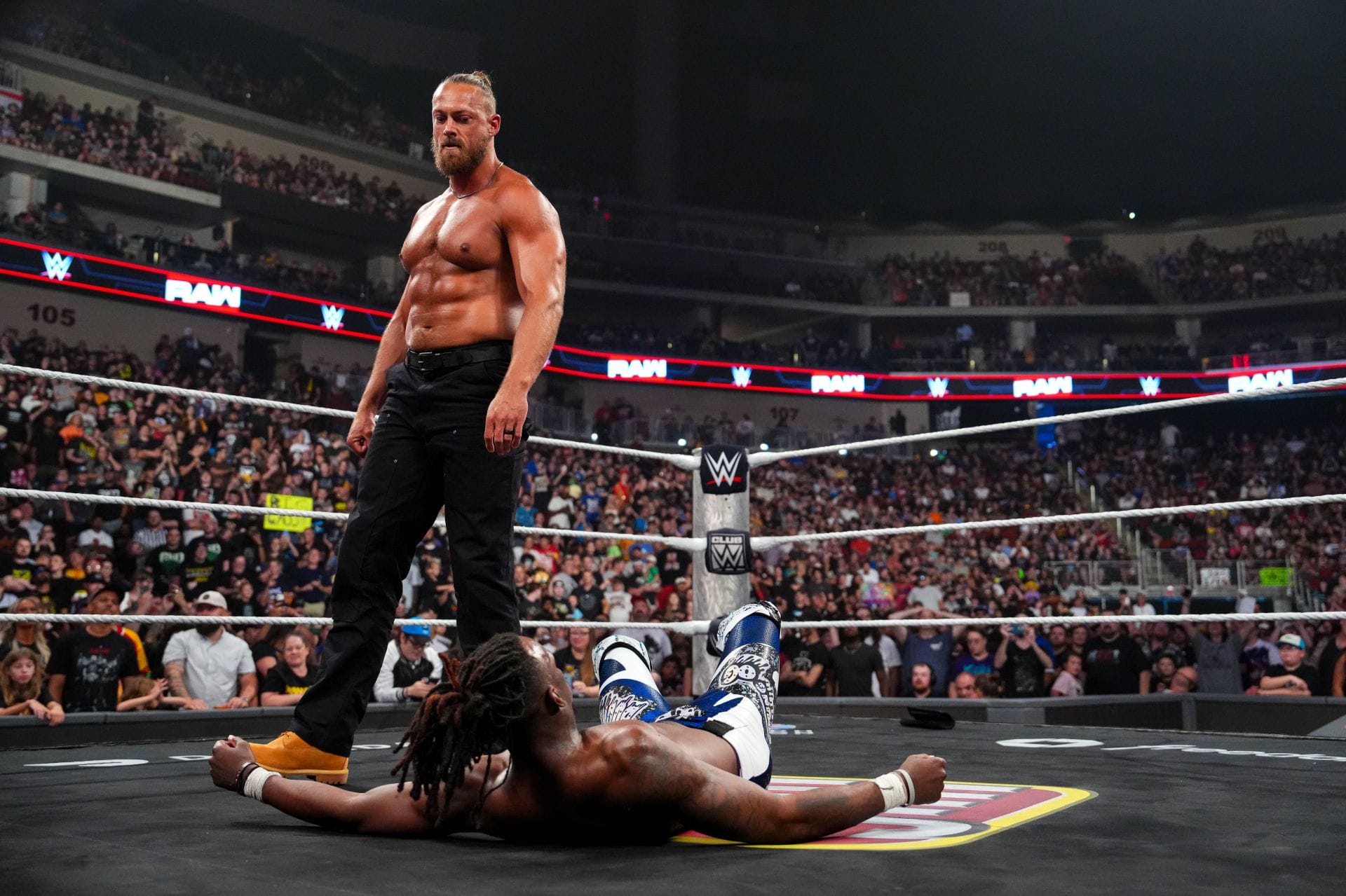 5 Ways Je'Von Evans Can Turn Big Cass' Attacks Into the Biggest Opportunity of His Career