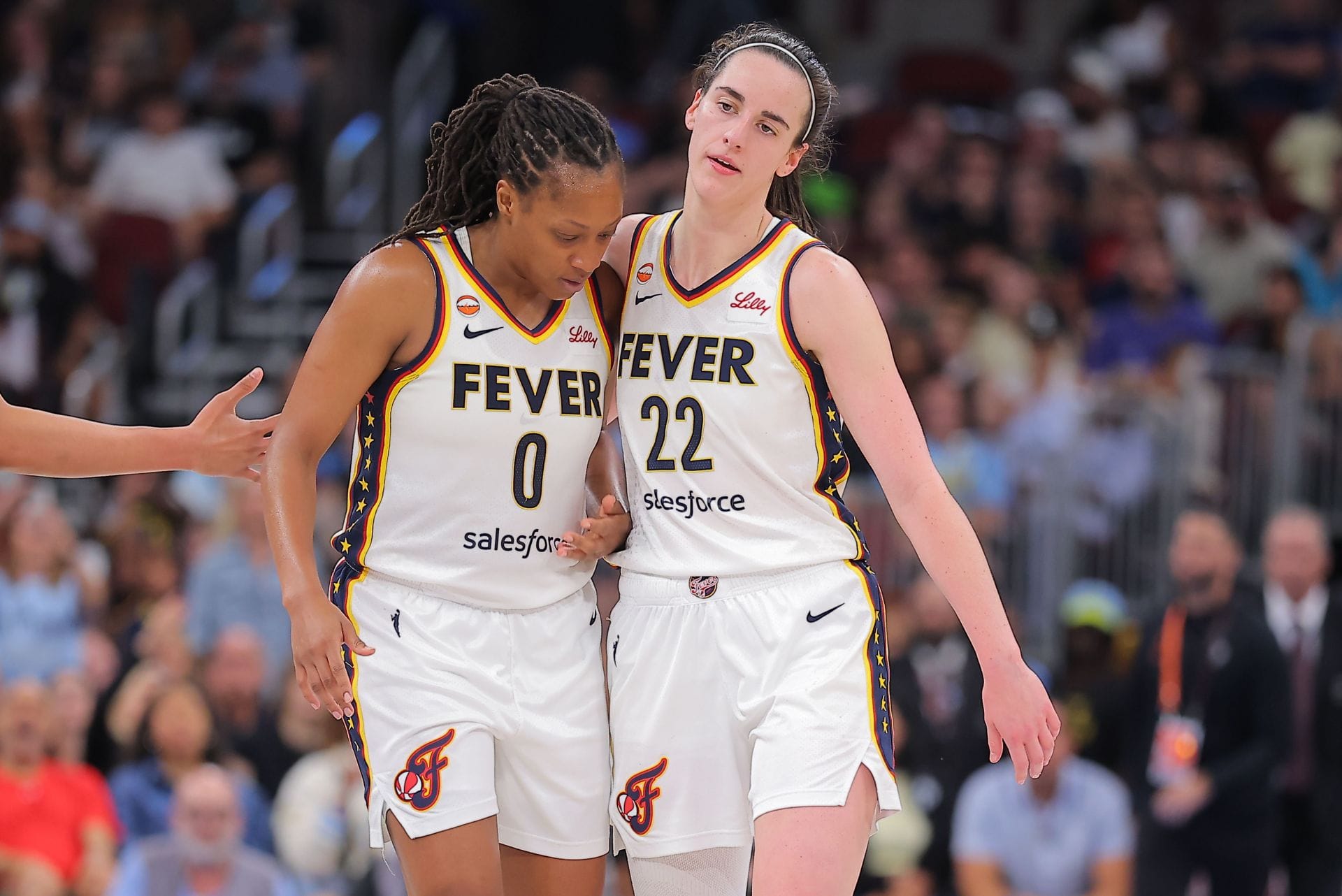 "Enes Kanter is right there", "Hopefully she's Shaquille O'Neal" - Fever Fans Abuzz As 6'6" Mercedes Russell Replaces Injured Damiris Dantas On Roster