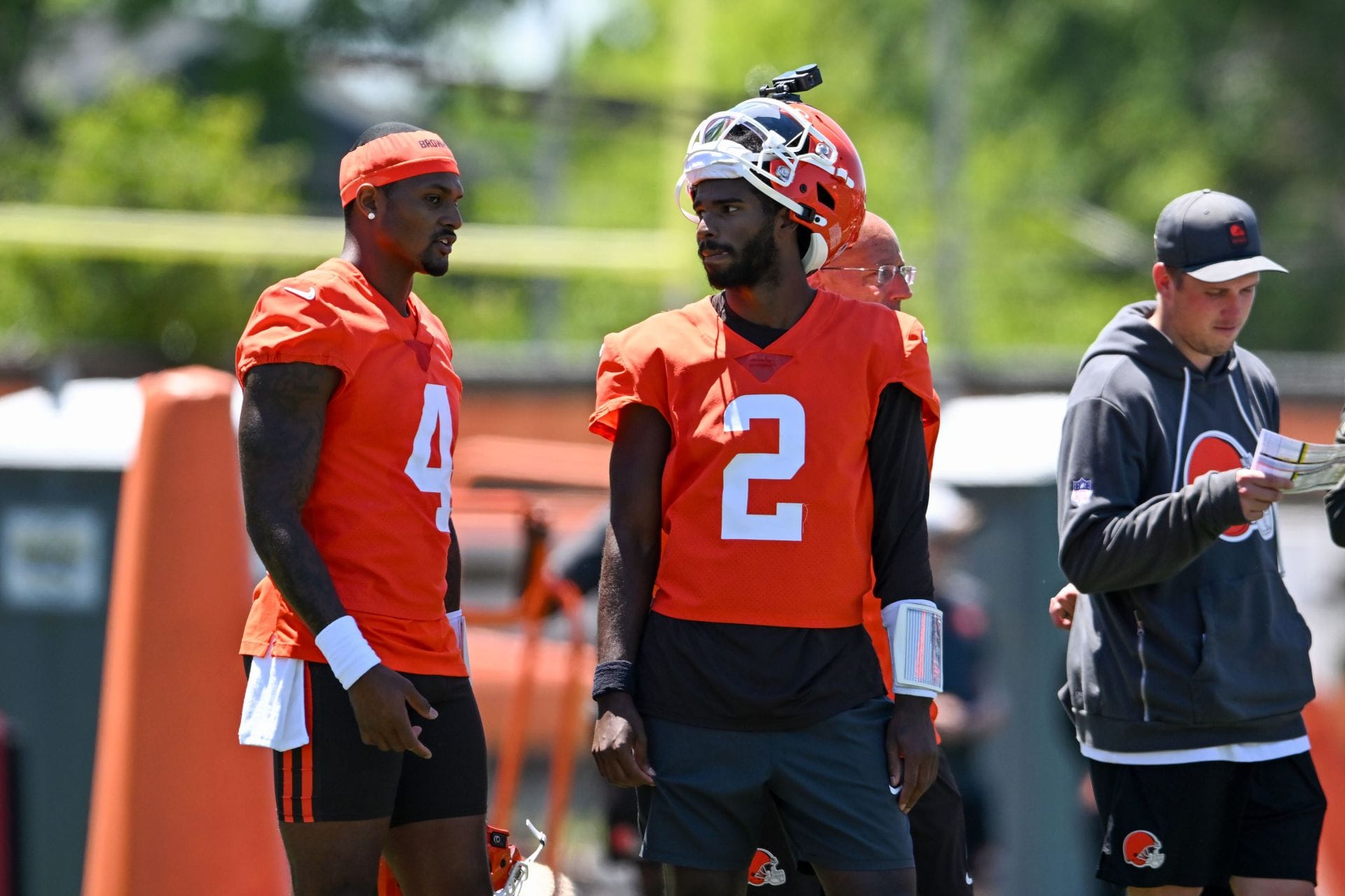 “Ridiculously embarrassing” “Todd Monken trolling”: NFL fans react as Shedeur Sanders gets named Browns QB1 alongside Deshaun Watson