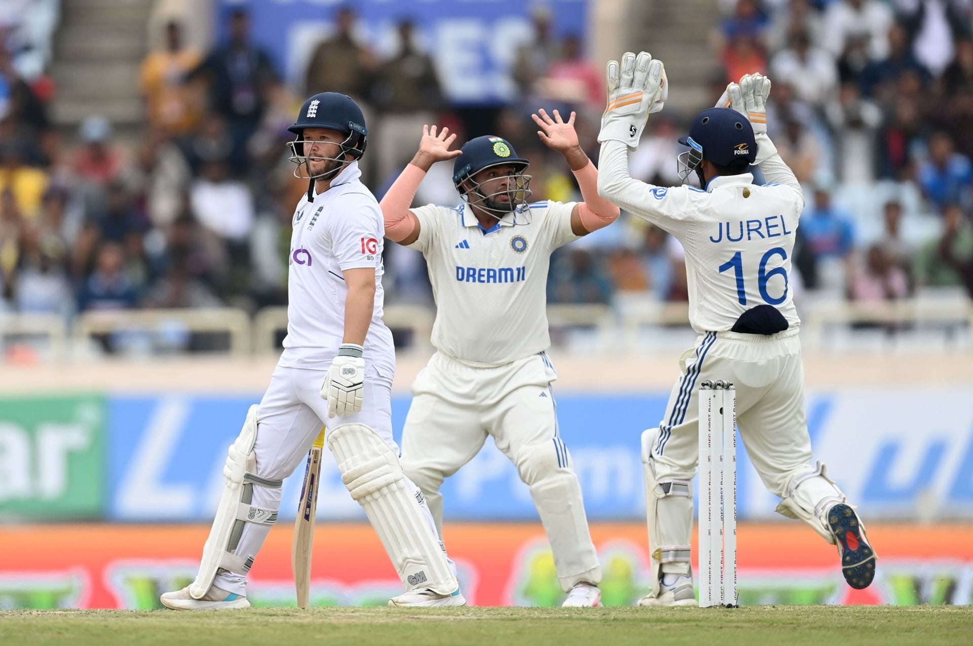 “His record against spin is excellent” - Mohammad Kaif picks between Dhruv Jurel and Sarfaraz Khan for No. 6 spot in SL vs IND 2026 1st Test