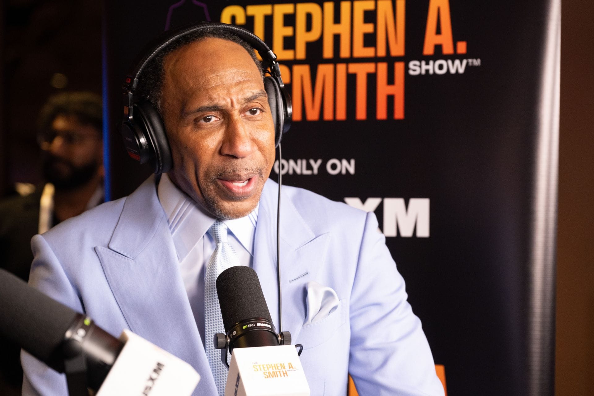 “Didn't have same energy when Donald Trump called him low IQ”: Ex-NFL RB claps back at Stephen A. Smith for getting thumbs down from NABJ