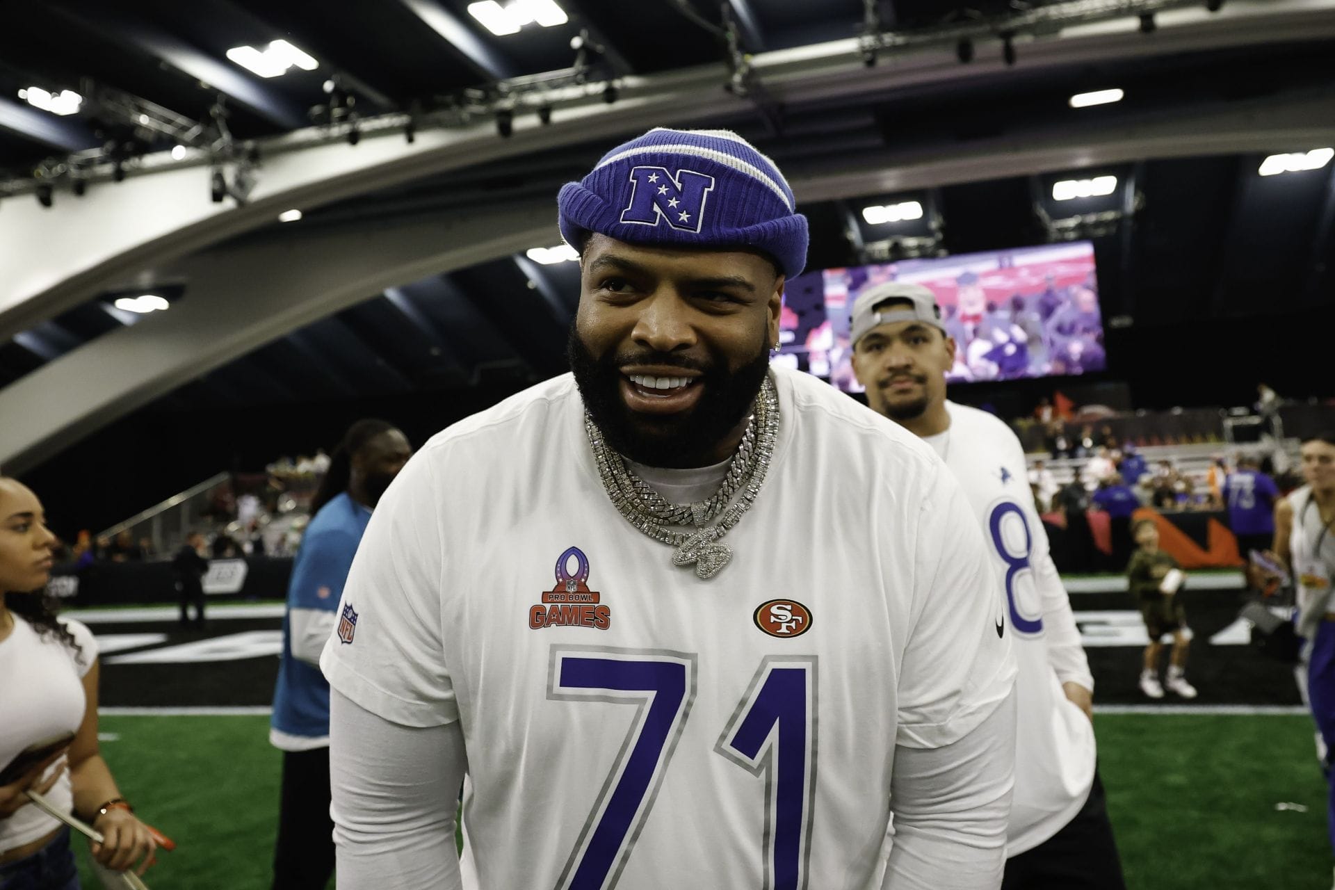 “Gonna blame substation for this too”: NFL fans react as $103,000,000 LT Trent Williams fails to pay Porsche 911 lease