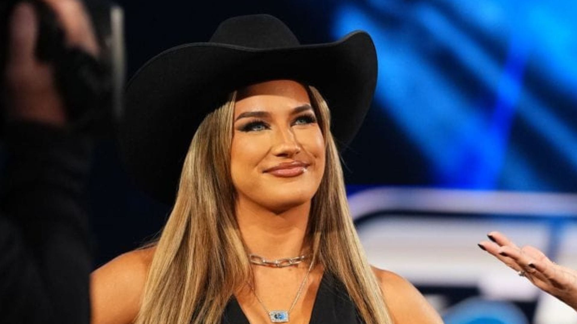 Watch: Fallon Henley pays tribute to AEW star on WWE SmackDown