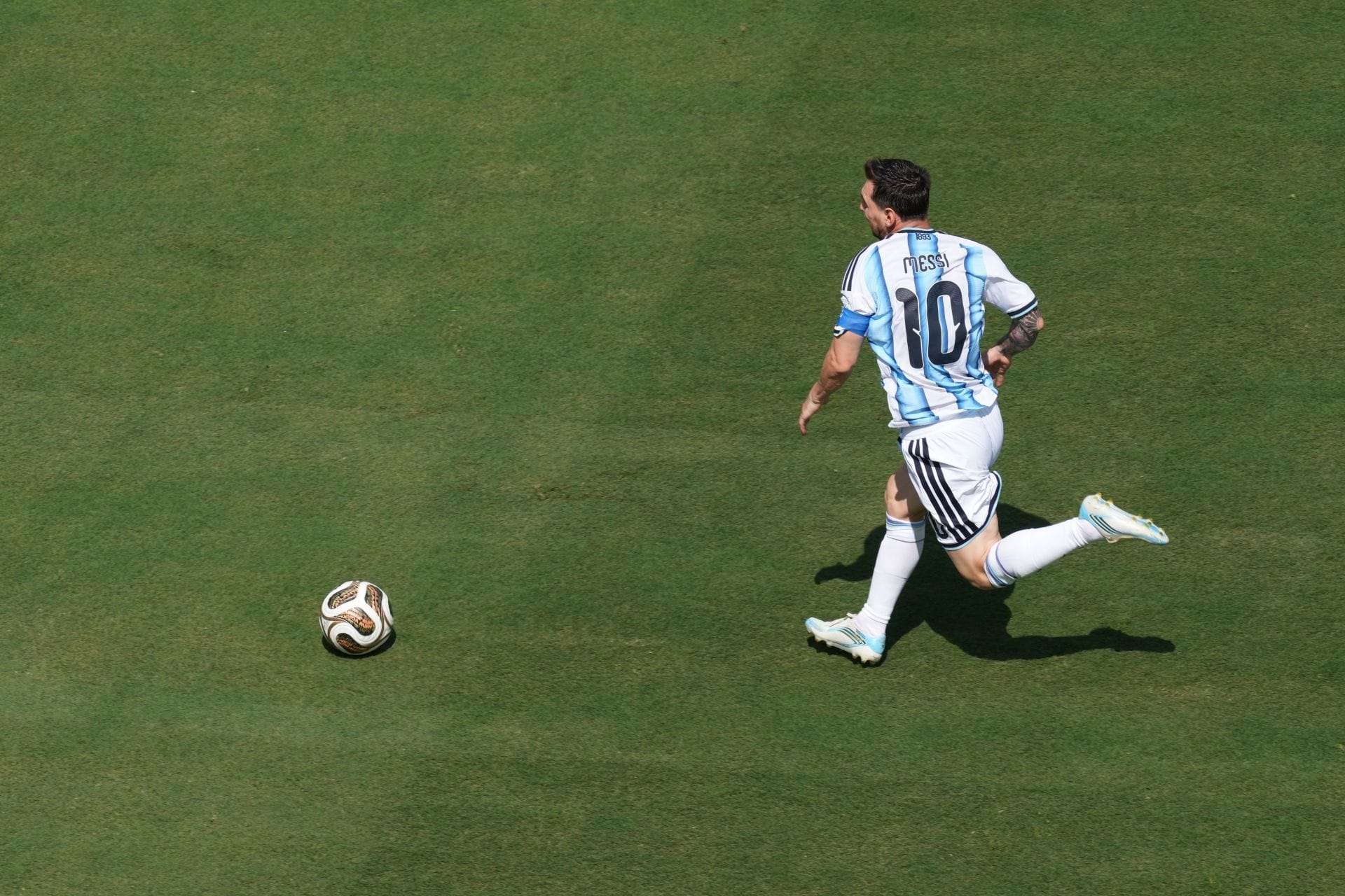 “Blow up Messi with 4 bombs stuck in my body” - Police dossier uncovers horrific suicide bomber plot to kill Lionel Messi