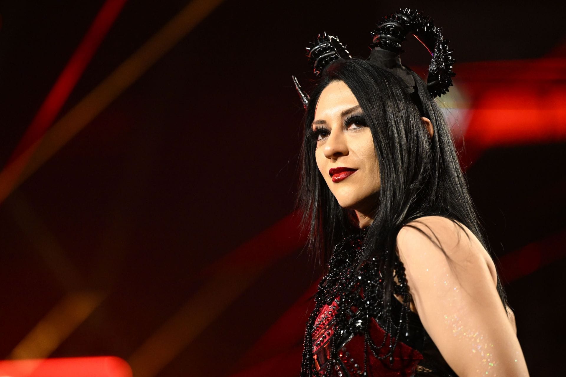 WATCH: Stephanie Vaquer's Real-Life Boyfriend Wears Her Horns