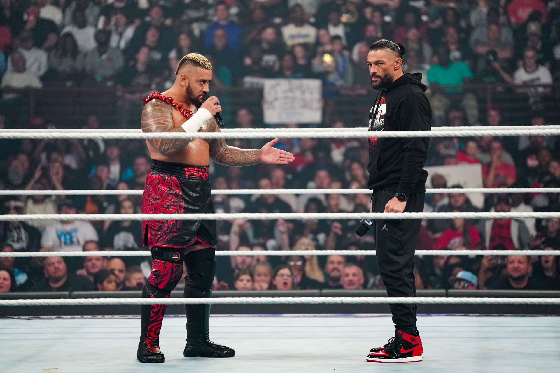 3 Ways Roman Reigns Can Test Solo Sikoa’s Loyalty Upon His Forced Return