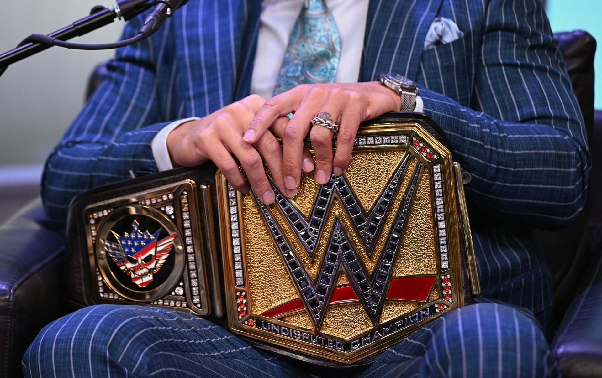 "We think you'll be k*lled" - Former WWE Champion recalls being kicked out of the city