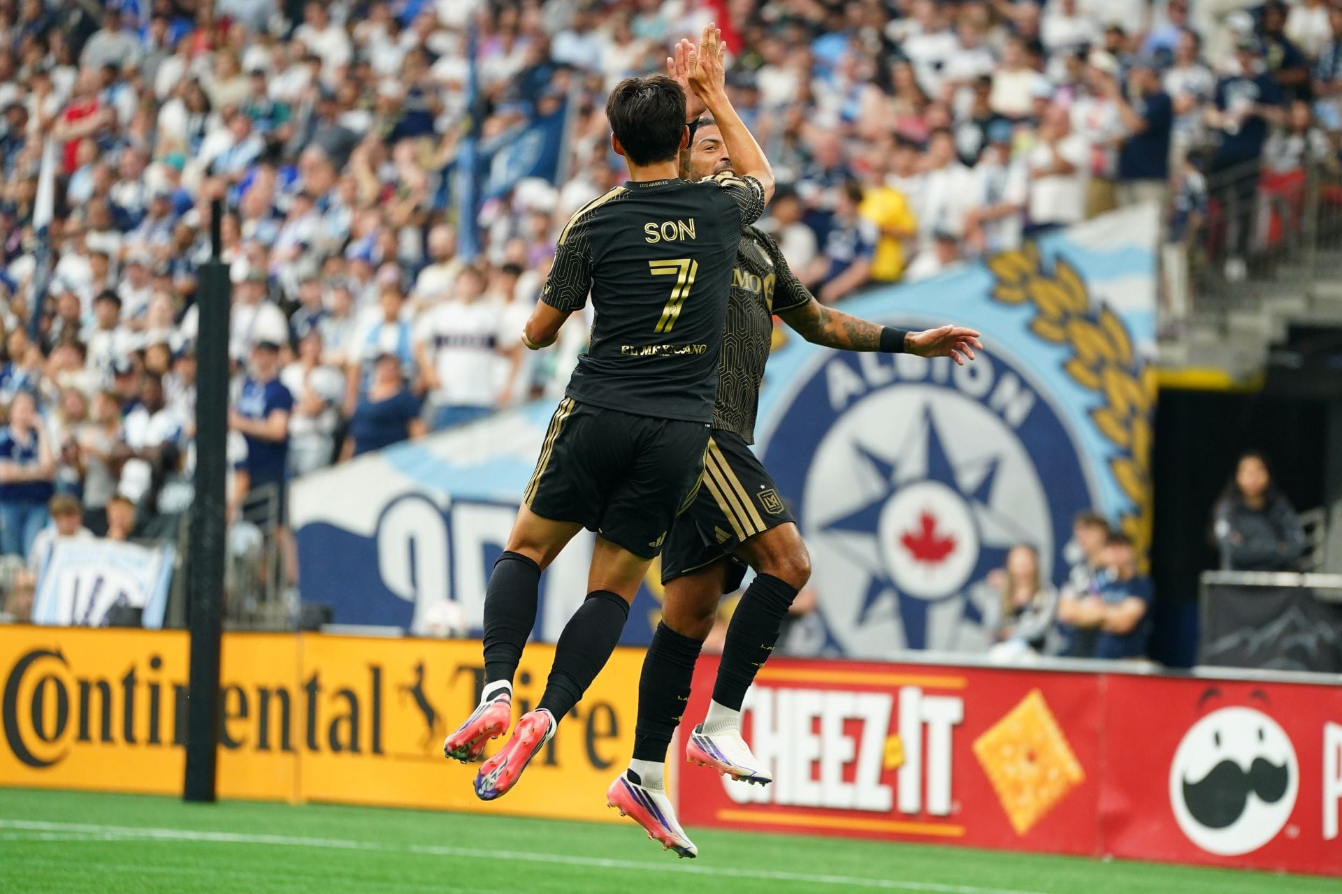 Los Angeles FC vs CD Guadalajara Prediction and Betting Tips | August 5th 2026