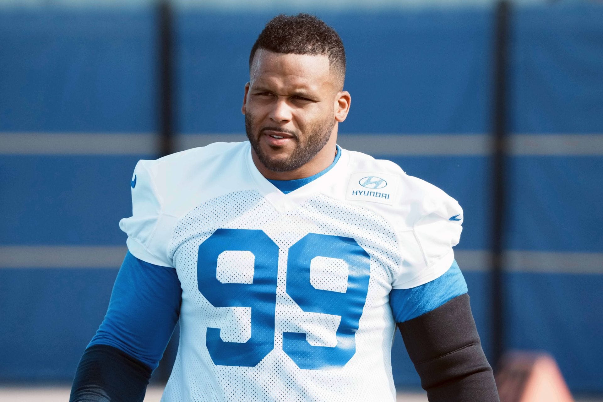 Aaron Donald makes his feelings known about Myles Garrett after getting to team up amid unretirement with Rams