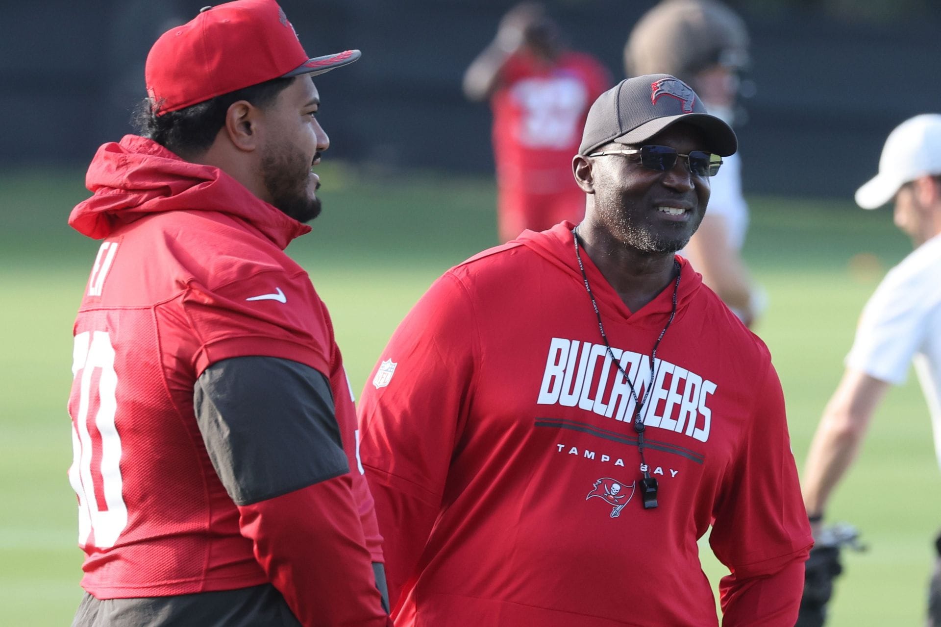 "This is why teams stay trash forever": Vita Vea sparks outrage among fans by defending Bucs HC Todd Bowles after 2025 season collapse