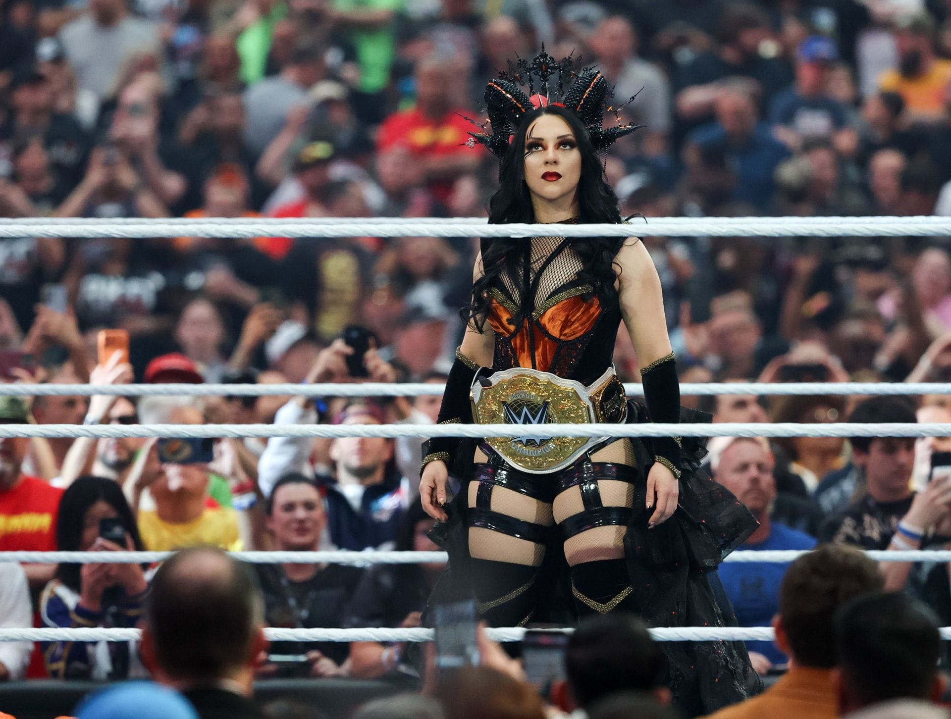 Disturbing video shows Stephanie Vaquer hounded by WWE fans