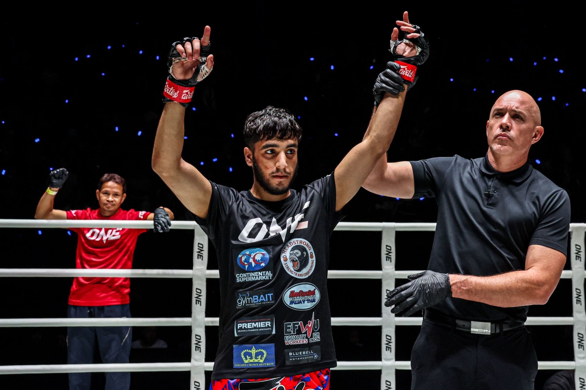"A spinning elbow" - Ubaid Hussain predicts stunning finish against Isannuea at The Inner Circle 28