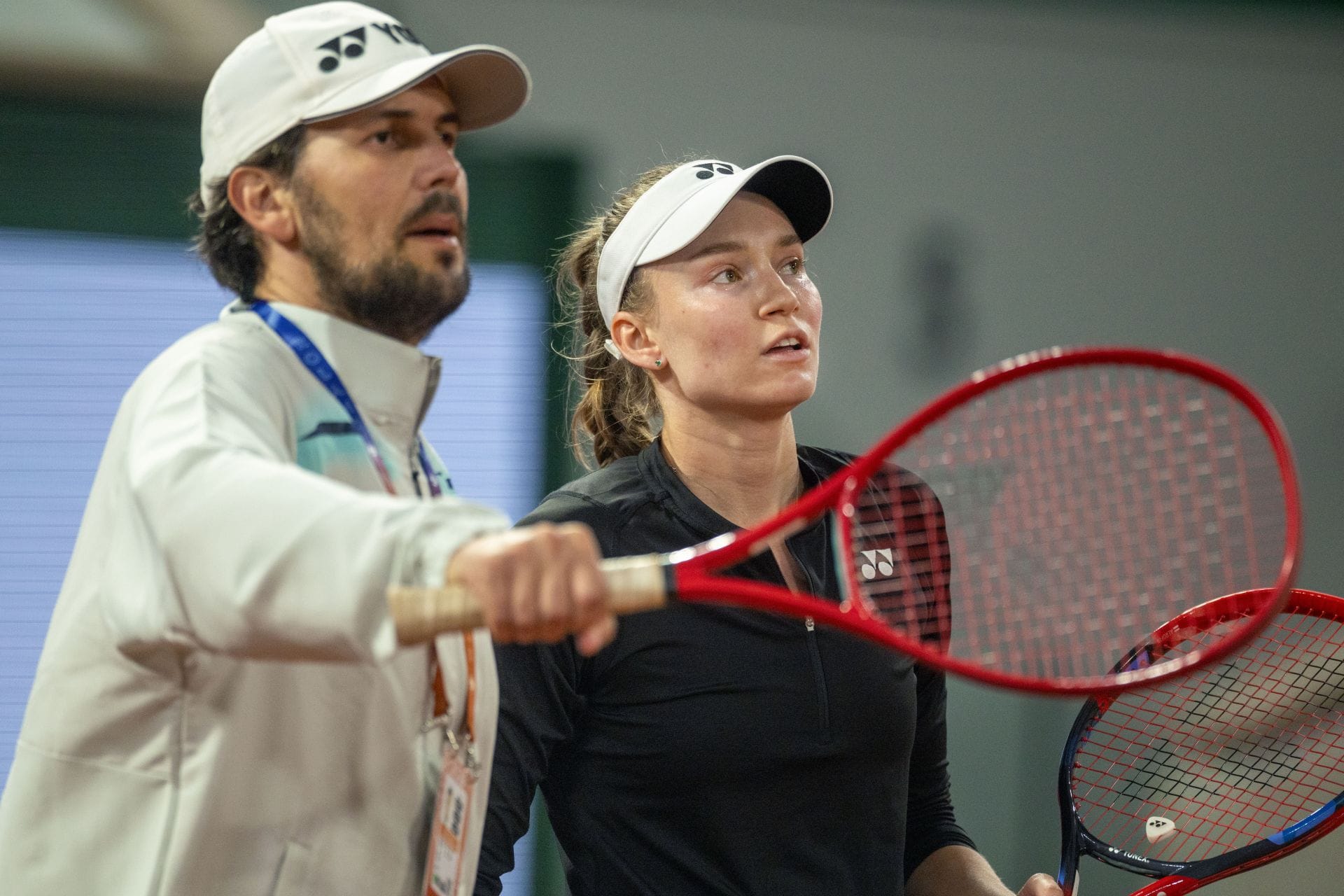 Elena Rybakina makes fans furious after photoshoot with coach Stefano Vukov circulates: "Can't believe"; "Day ruined"