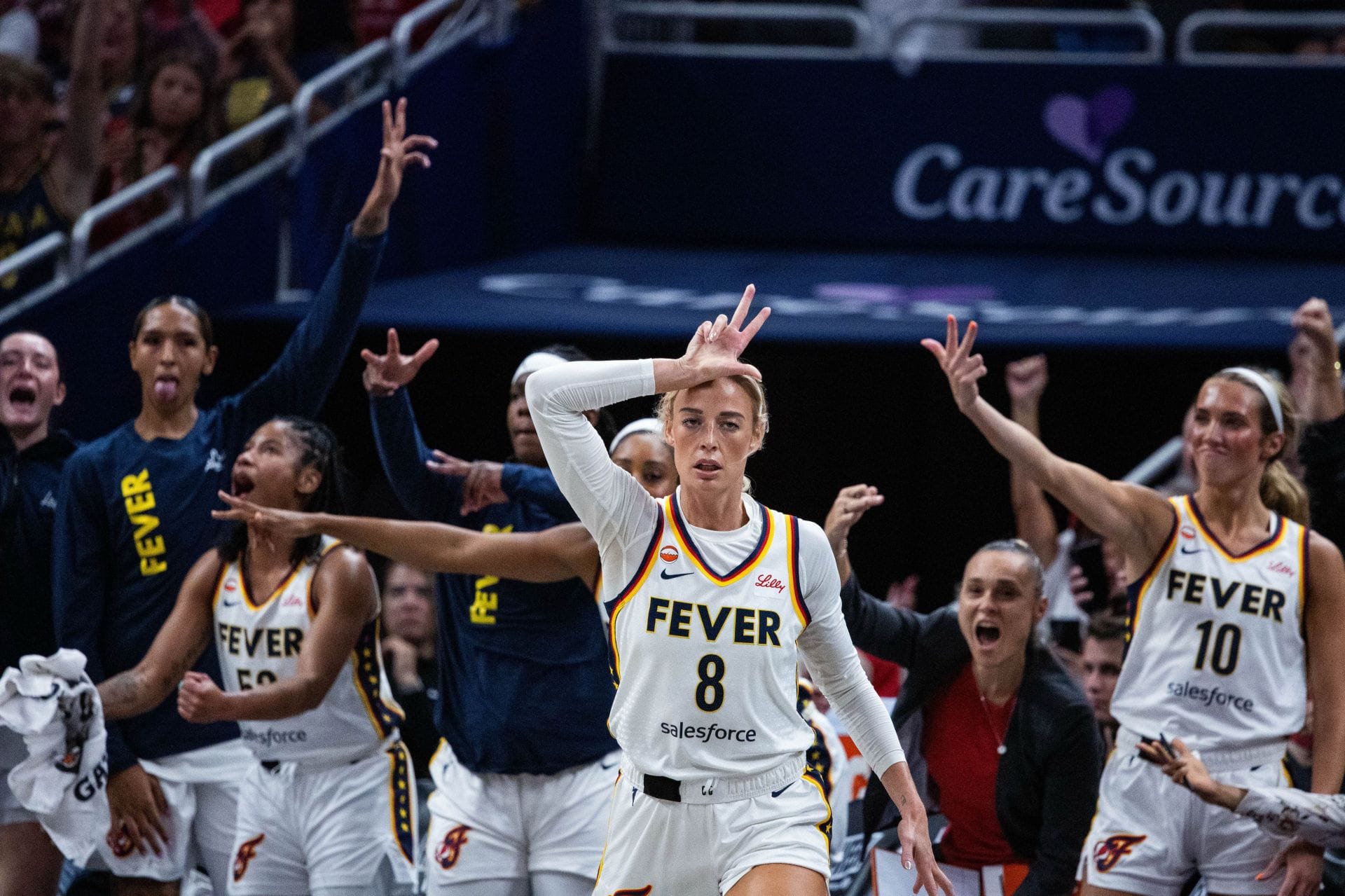 "Ratings and jersey sales just went up" - WNBA Fans Go Wild As Sophie Cunningham Hits Hailey Van Lith With Signature Point Gesture After Foul Call