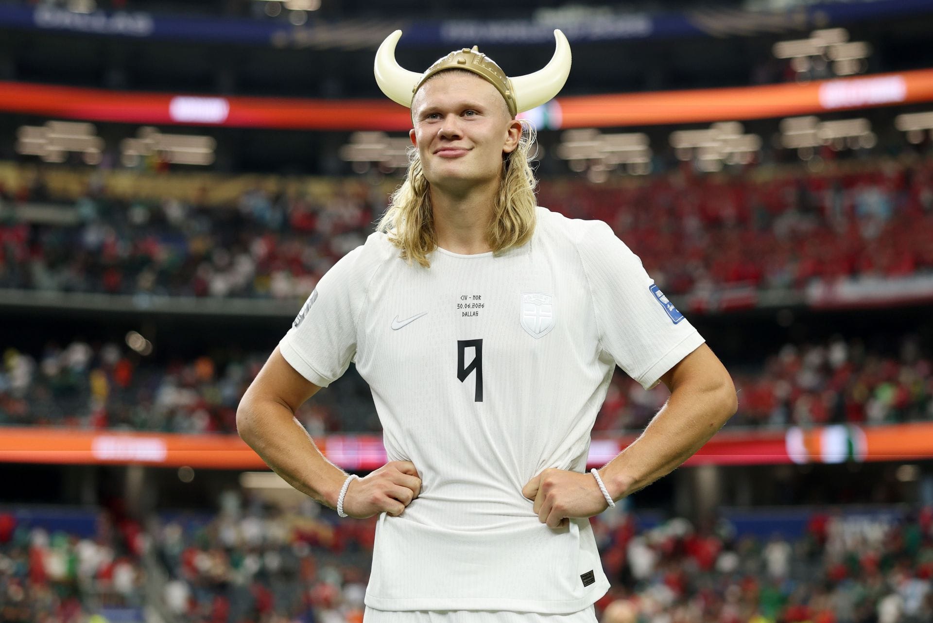 Manchester City star responds to 'diver' jibe from Erling Haaland and sheds light on interaction with Norway star as he returns to training