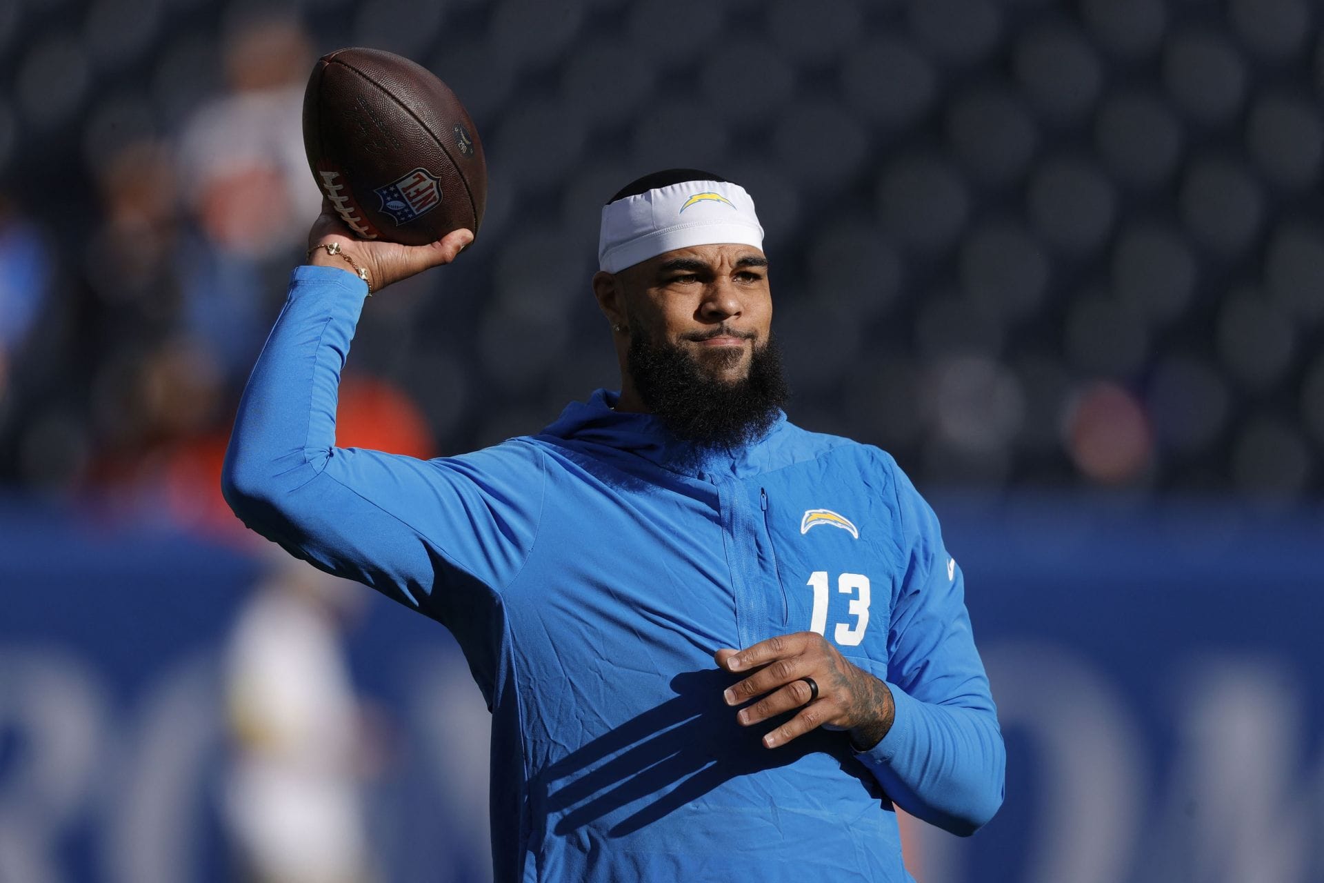 “Shane Steichen collecting old weapons” “Alec Pierce is REALLY hurt”: NFL fans react as Colts sign 6x Pro Bowl WR