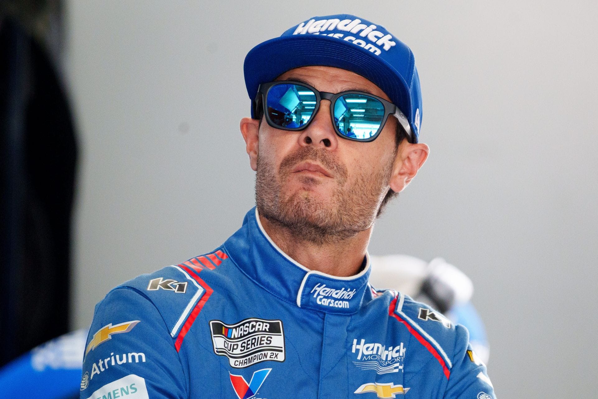 Where did NASCAR champ Kyle Larson finish in sprint car race at Southern Iowa Speedway? Full results and leaderboard explored