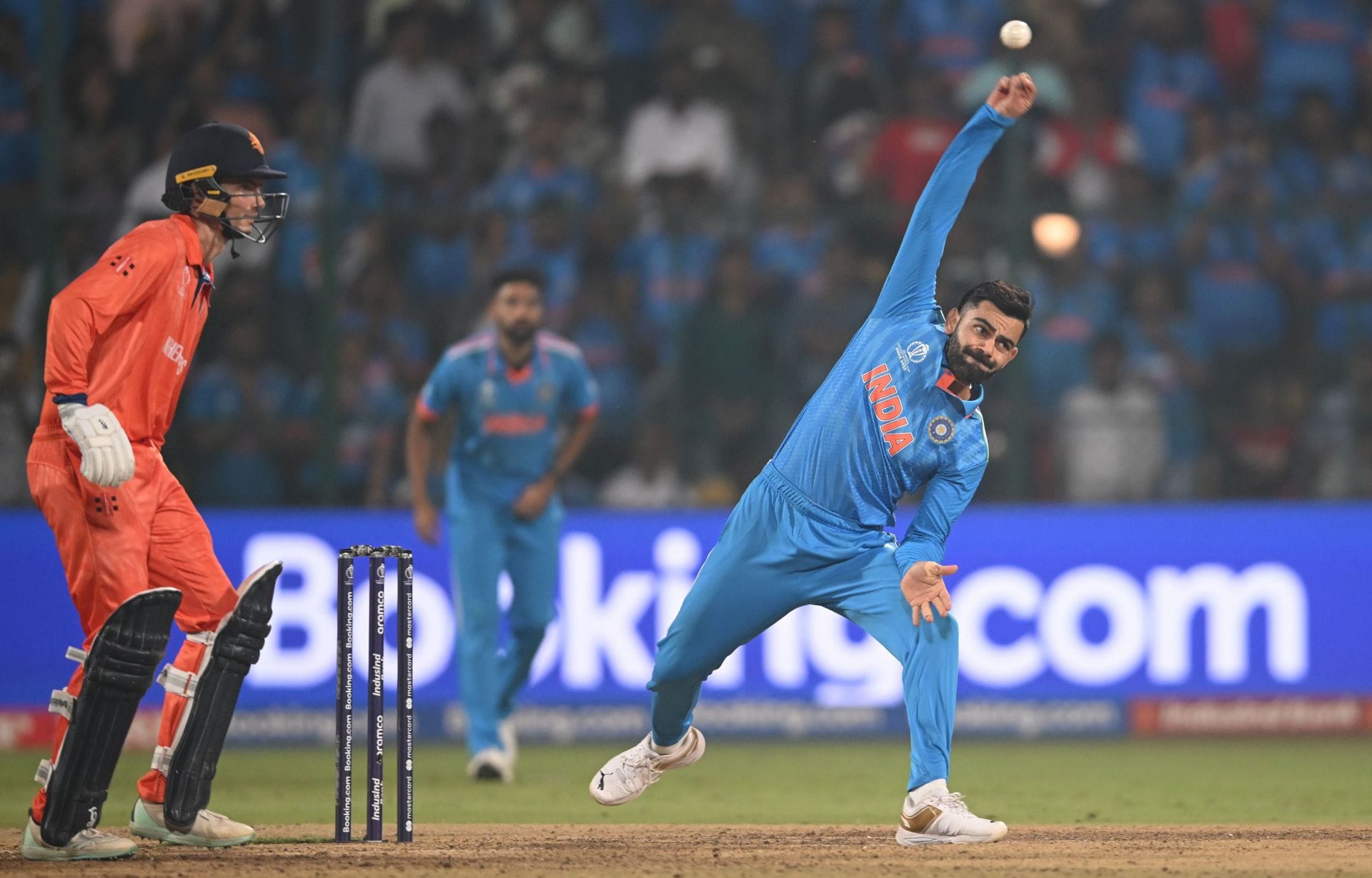 “His bowling would be really awkward” - Former RCB teammate picks Virat Kohli for backyard cricket amid The Hundred 2026