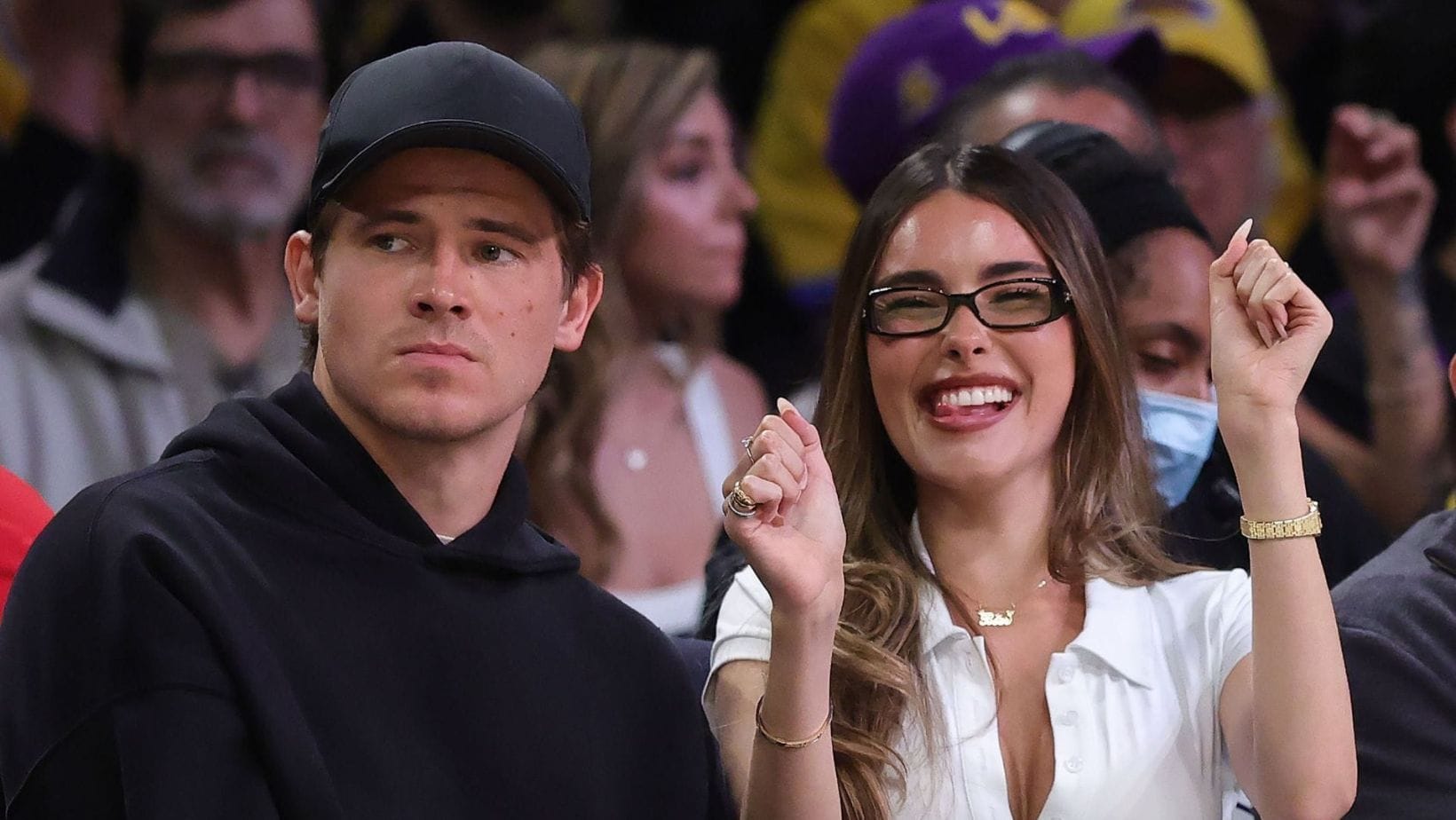 PIC: Justin Herbert’s fiancée Madison Beer shows up in ’90s hoops and cropped top at Chargers training camp