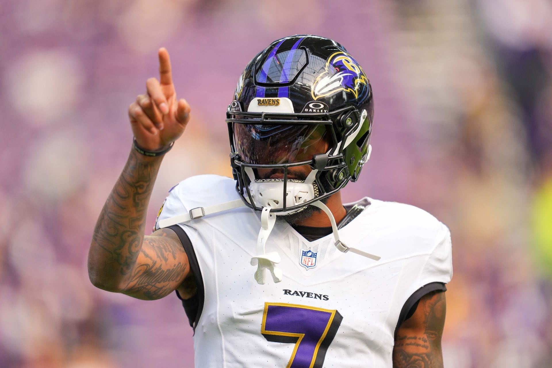 "True side of the story": Rashod Bateman's girlfriend reportedly confesses to self-inflicting wounds to get Ravens WR "in trouble"