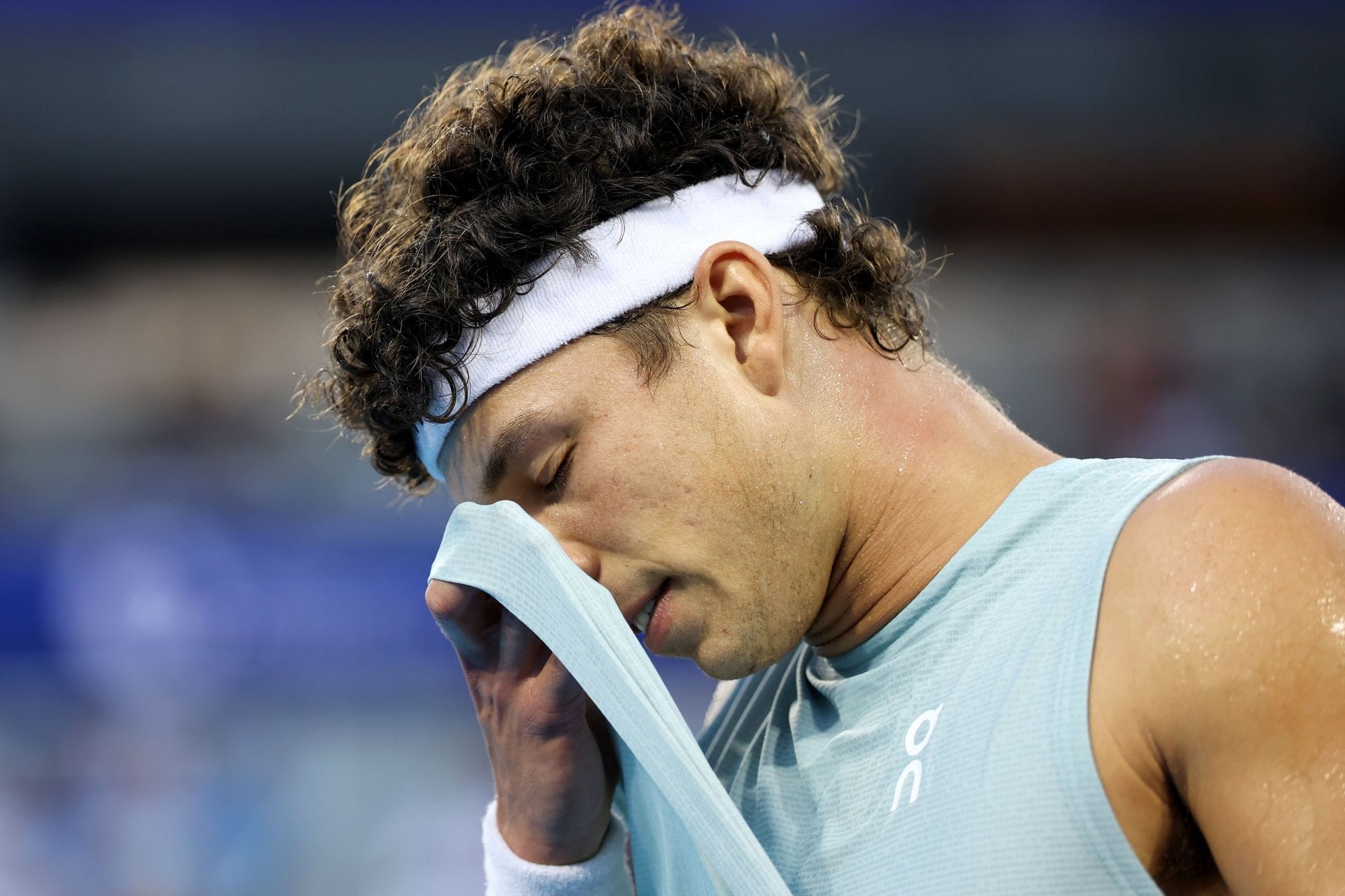 "Ben Shelton can't be trusted ever" - Fans shocked as American suffers 'humiliating' exit in Cincinnati Open fresh off Canadian Open title