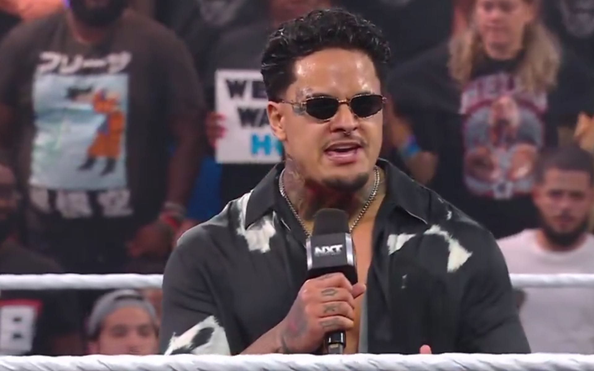 Zilla Fatu shakes the hand of WWE legend he had real-life issues with