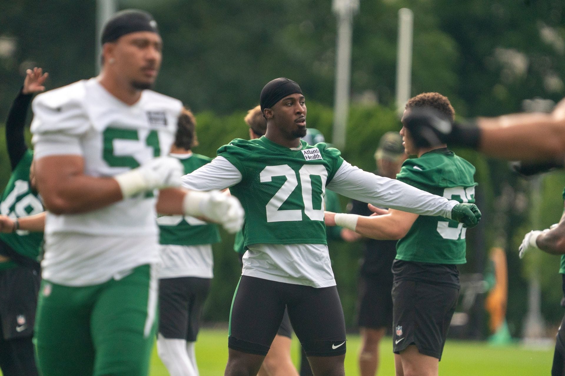 "I ain’t messing with you”: Breece Hall reveals unique rule for staying out of multiple fights at joint Jets-Bucs practice